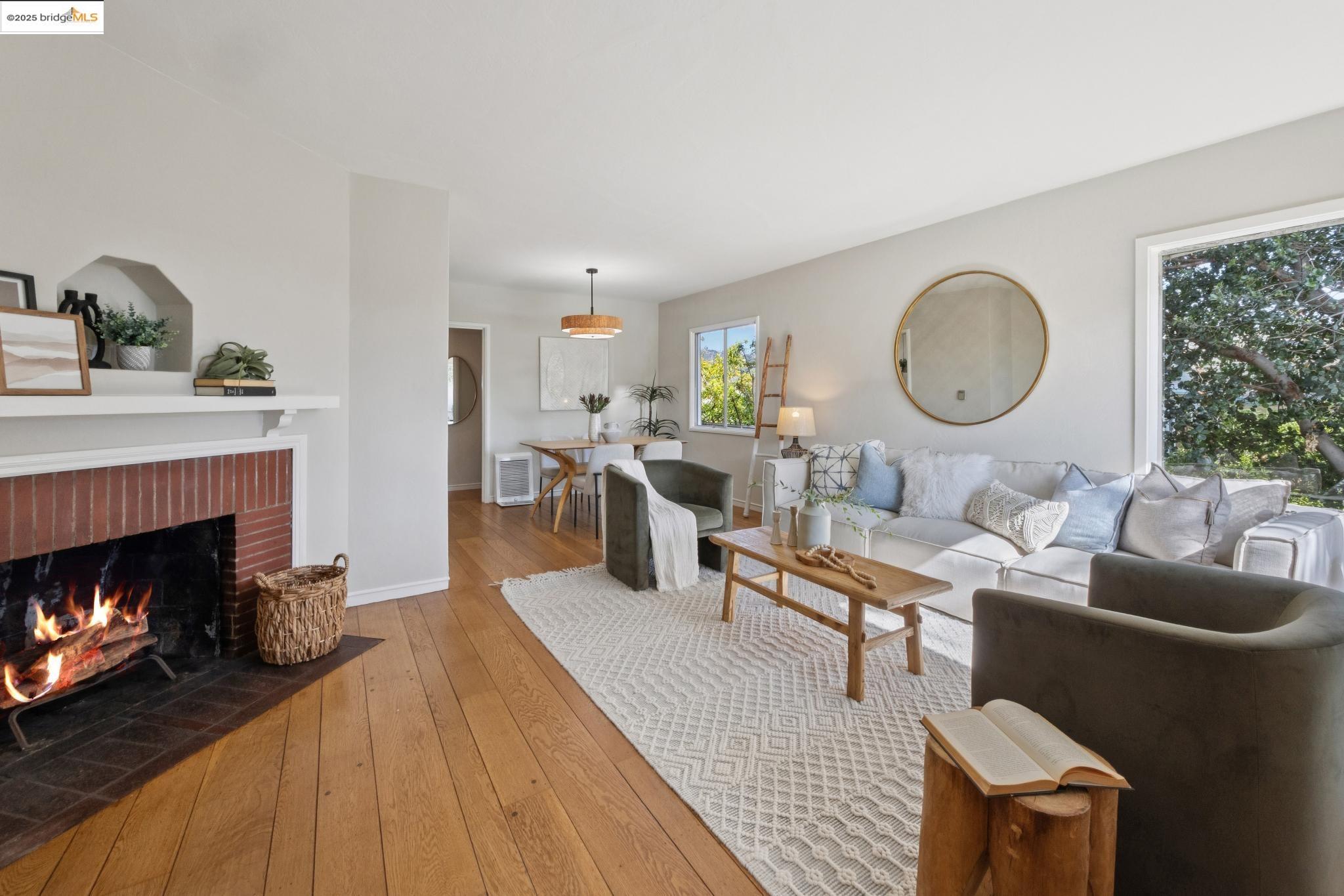 Detail Gallery Image 8 of 46 For 5318 Fleming Avenue, Oakland,  CA 94619 - 2 Beds | 1 Baths