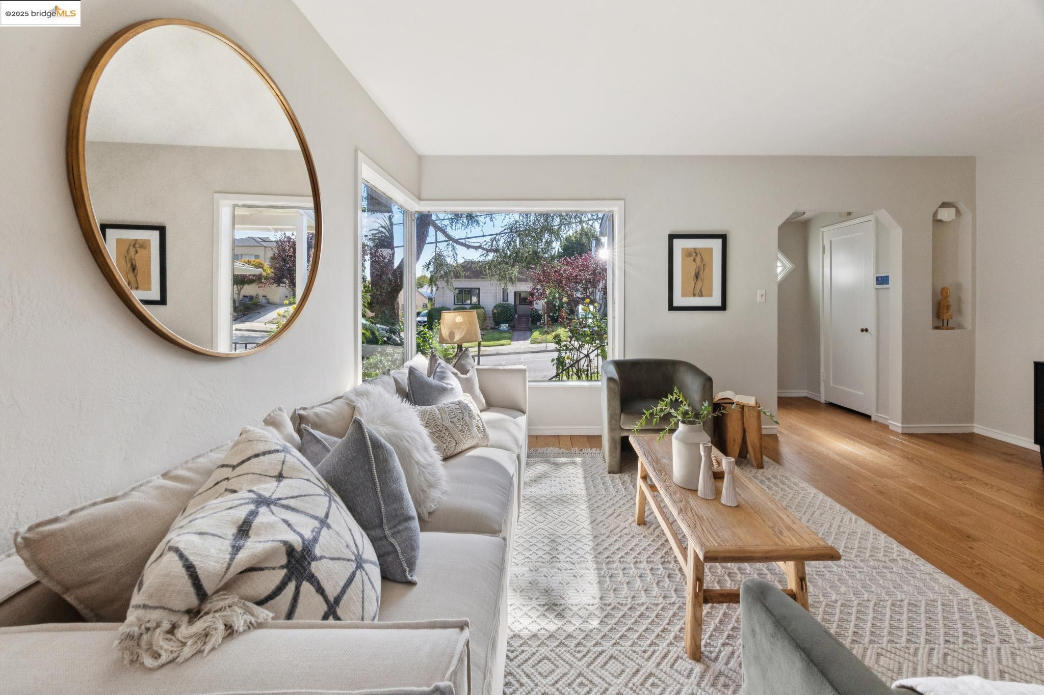 Detail Gallery Image 10 of 46 For 5318 Fleming Avenue, Oakland,  CA 94619 - 2 Beds | 1 Baths