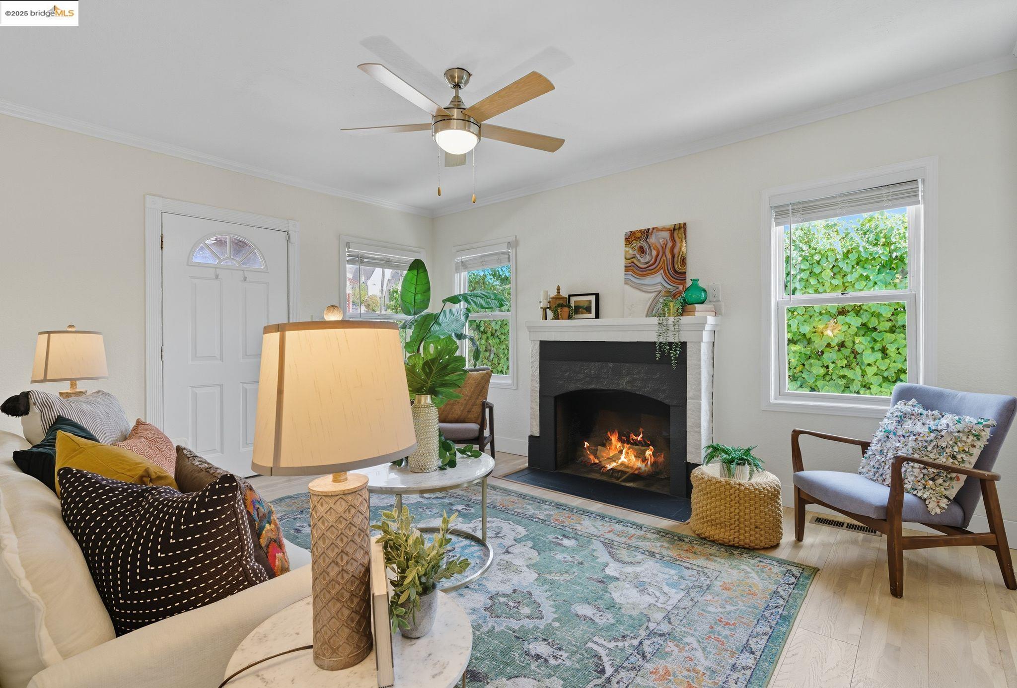 Detail Gallery Image 8 of 35 For 5315 Camden St, Oakland,  CA 94619 - 2 Beds | 1 Baths