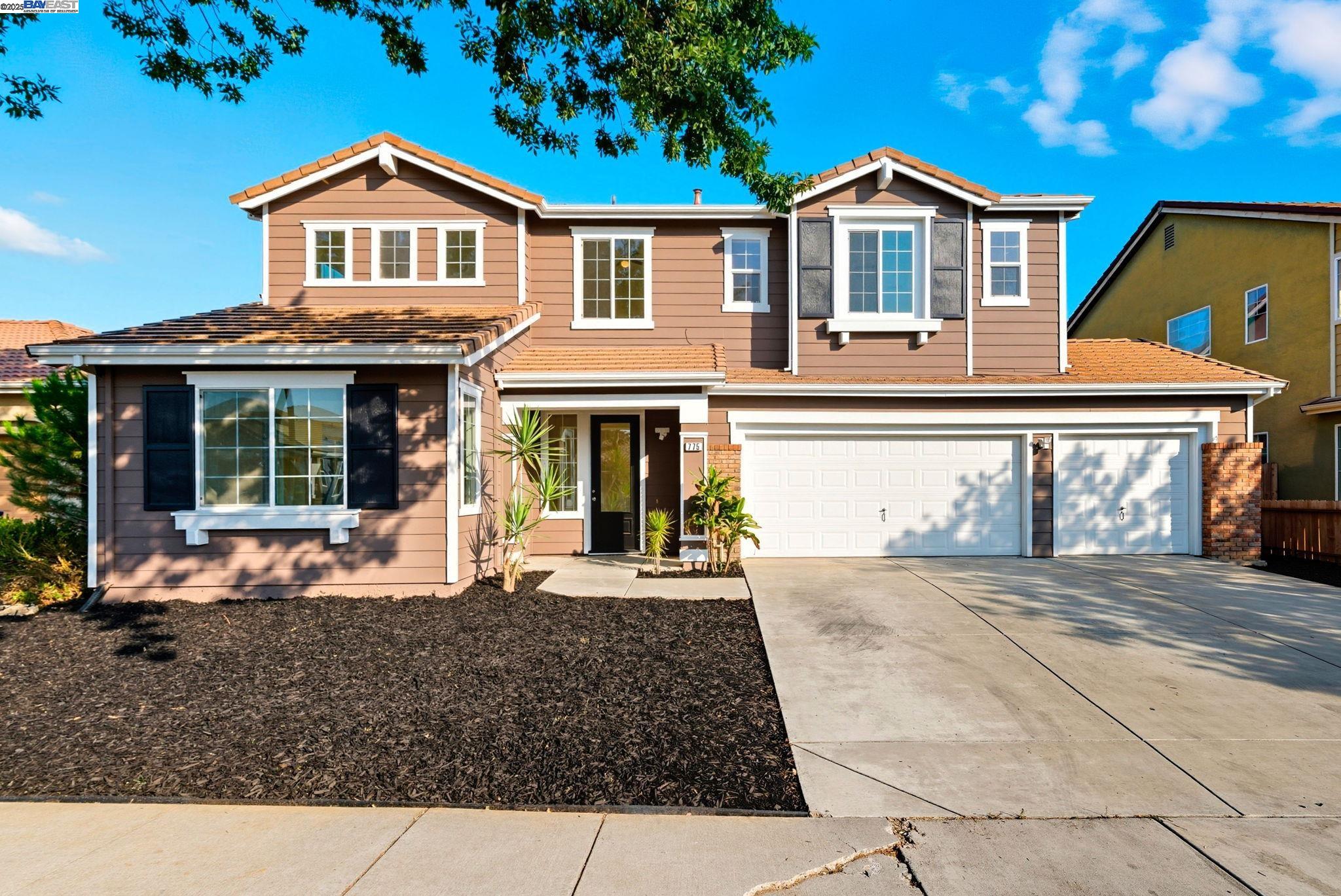 Detail Gallery Image 2 of 49 For 775 Sweetwood Ln, Patterson,  CA 95363 - 5 Beds | 3/1 Baths