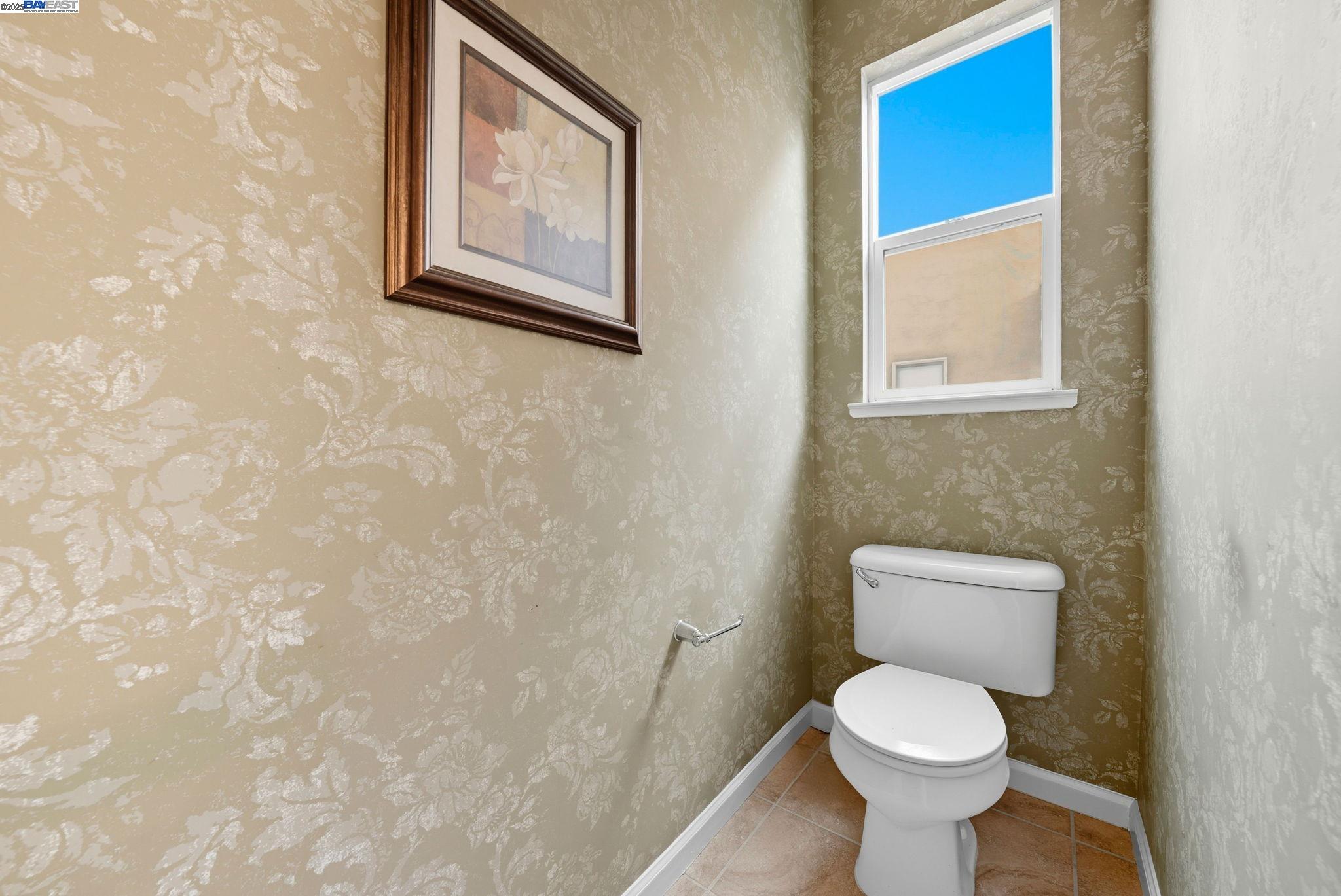 Detail Gallery Image 20 of 49 For 775 Sweetwood Ln, Patterson,  CA 95363 - 5 Beds | 3/1 Baths