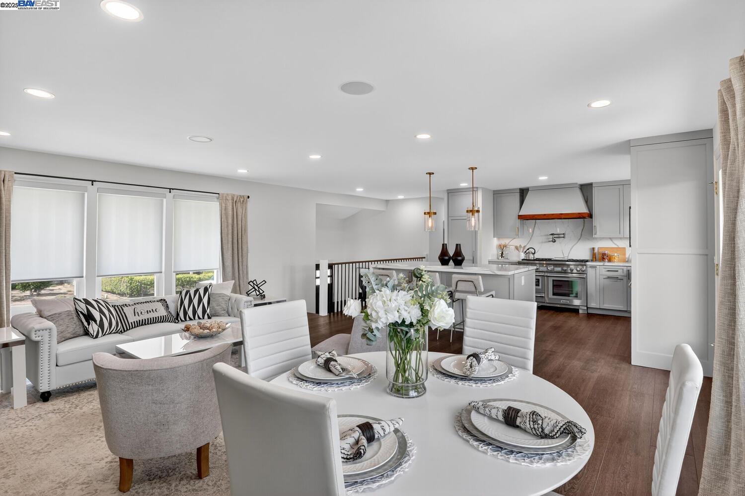 Detail Gallery Image 6 of 45 For 3274 Red Leaf Ct, Hayward,  CA 94542 - 5 Beds | 3 Baths