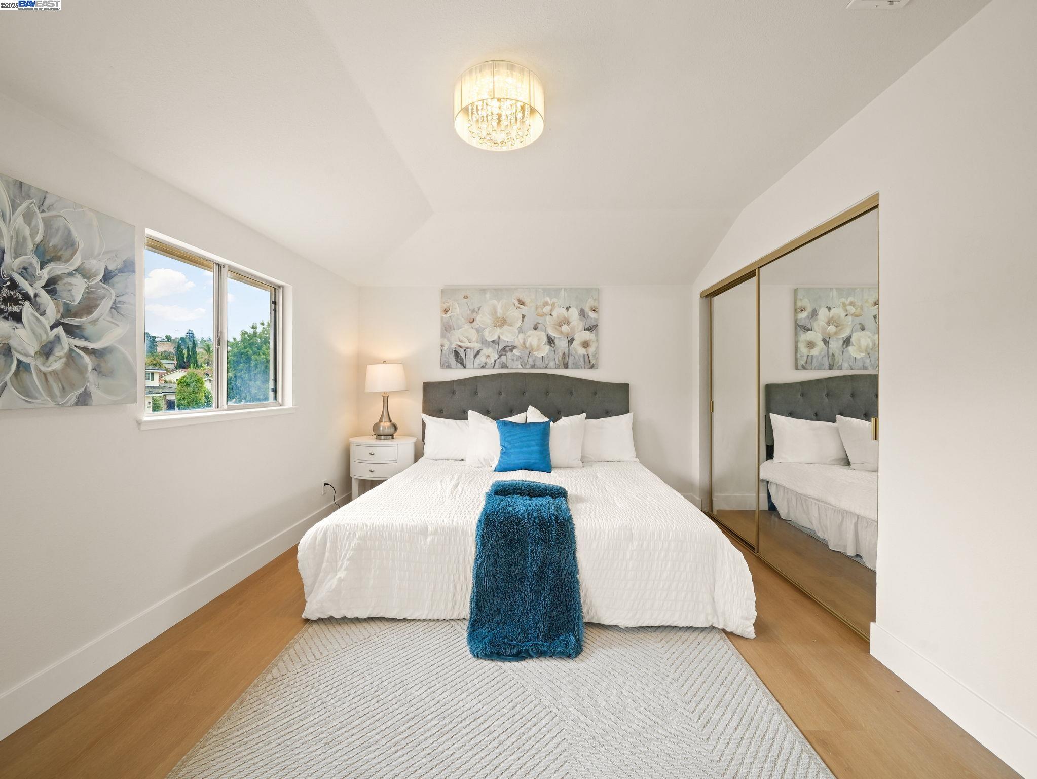Detail Gallery Image 18 of 39 For 425 Lexington Dr, Vallejo,  CA 94591-6817 - 4 Beds | 2/1 Baths