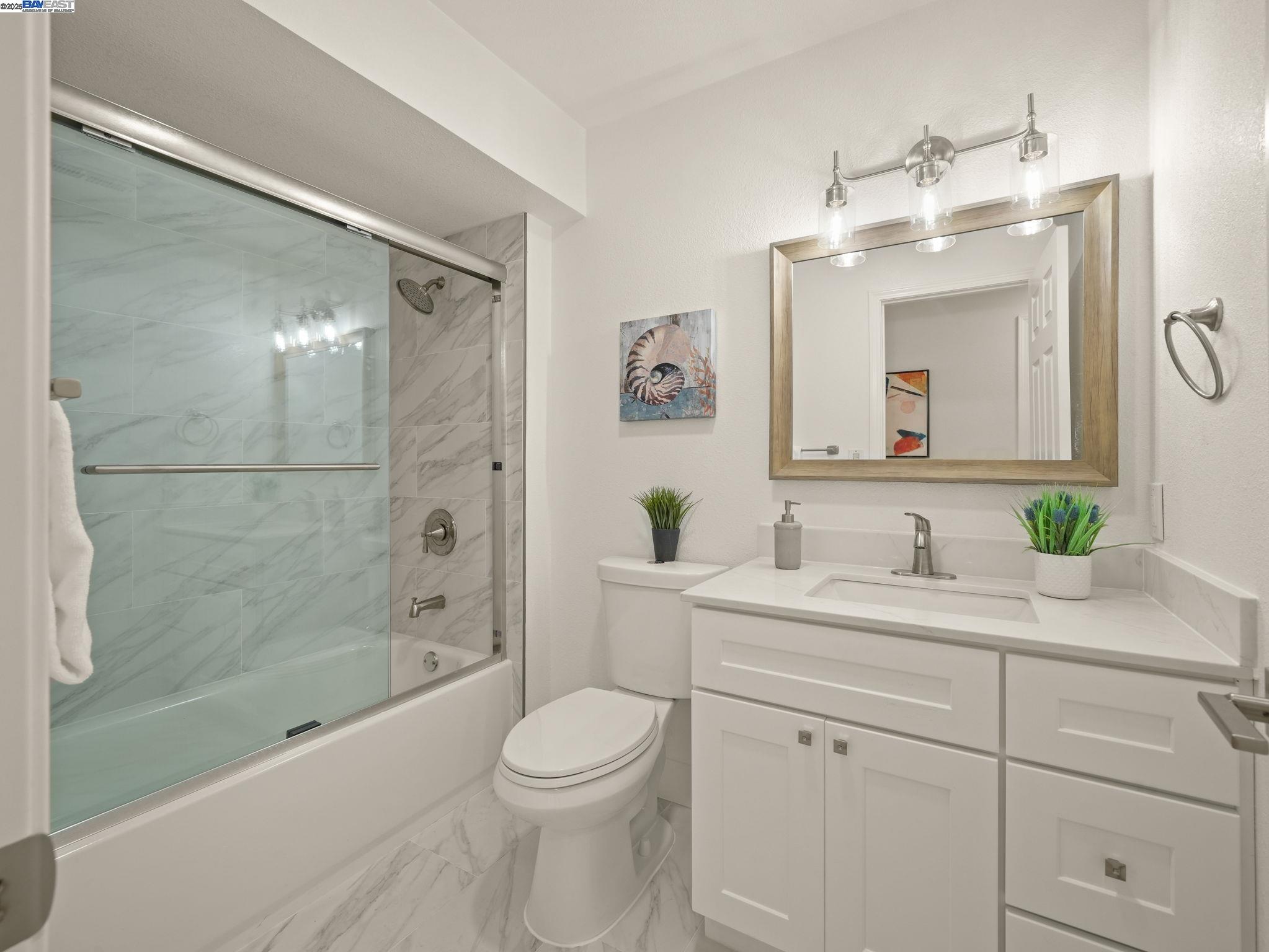Detail Gallery Image 26 of 39 For 425 Lexington Dr, Vallejo,  CA 94591-6817 - 4 Beds | 2/1 Baths