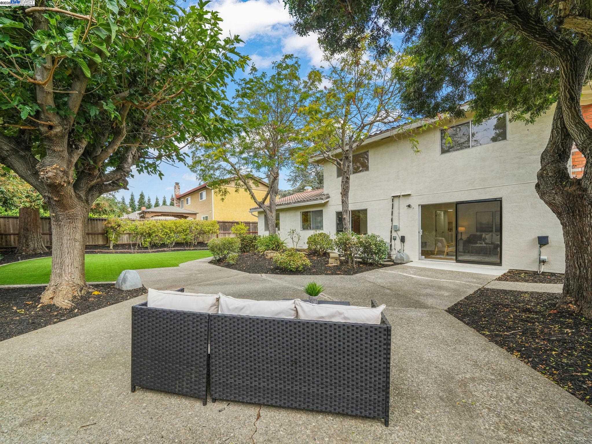 Detail Gallery Image 36 of 39 For 425 Lexington Dr, Vallejo,  CA 94591-6817 - 4 Beds | 2/1 Baths