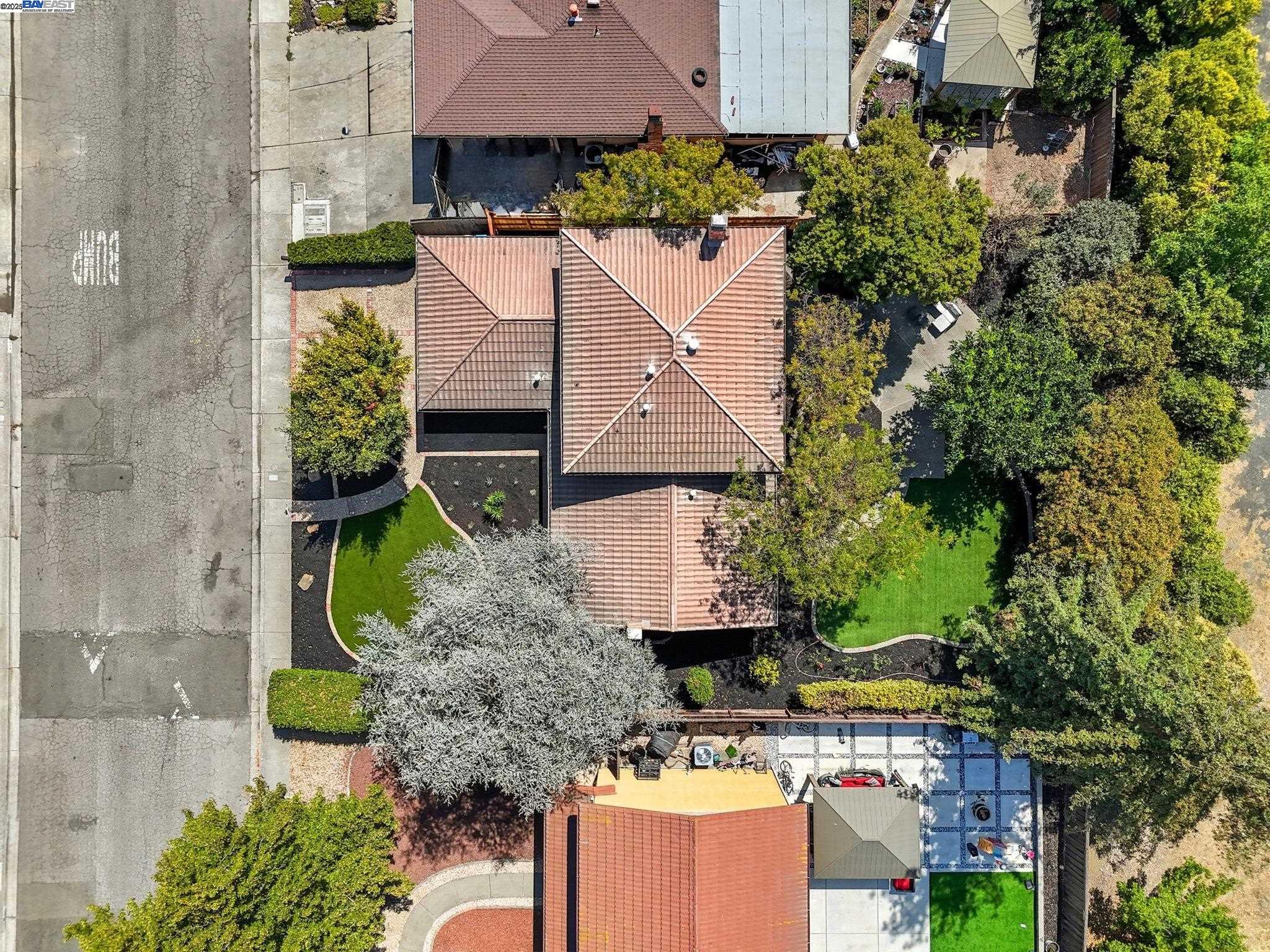 Detail Gallery Image 37 of 39 For 425 Lexington Dr, Vallejo,  CA 94591-6817 - 4 Beds | 2/1 Baths