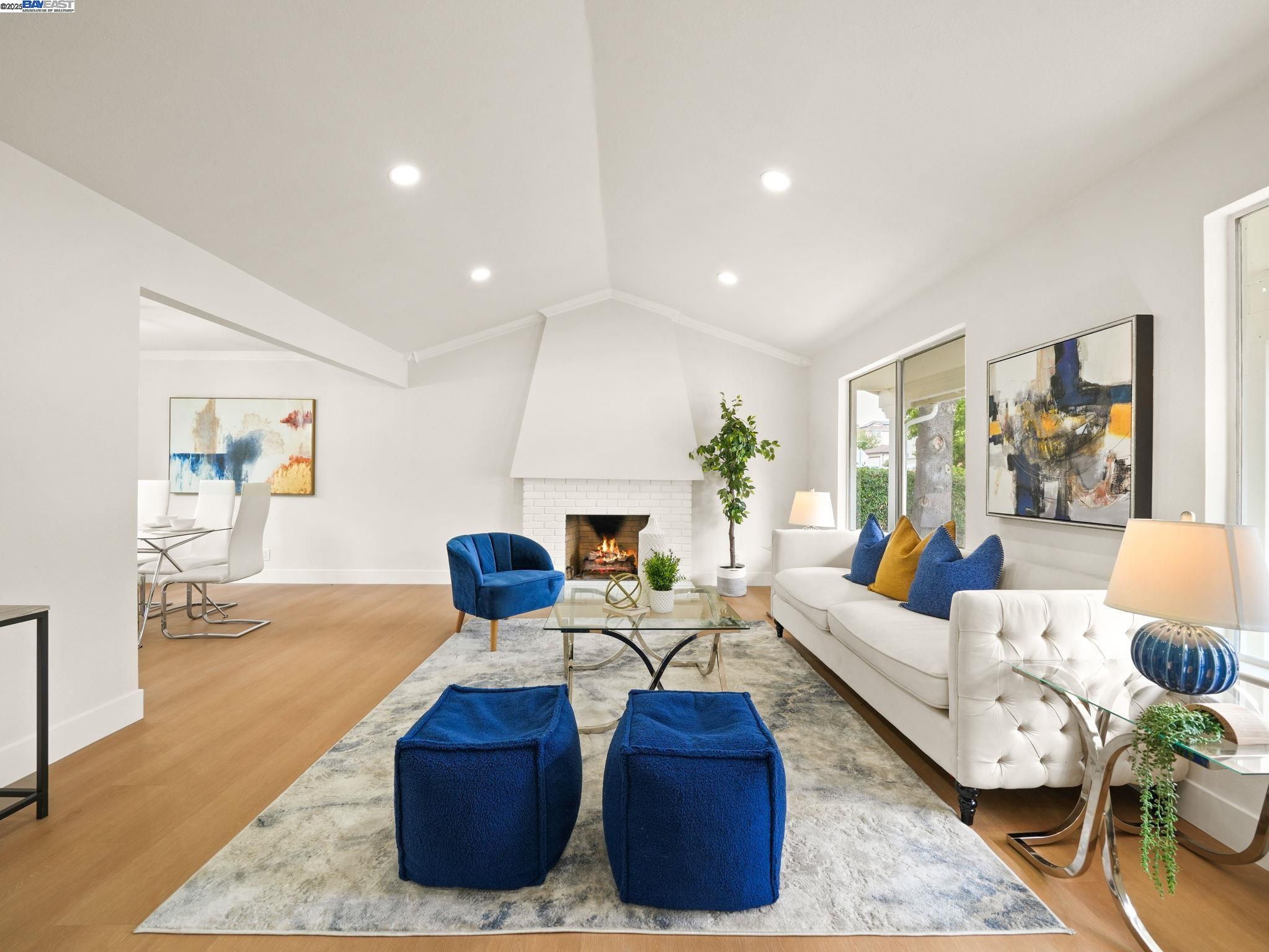 Detail Gallery Image 6 of 39 For 425 Lexington Dr, Vallejo,  CA 94591-6817 - 4 Beds | 2/1 Baths