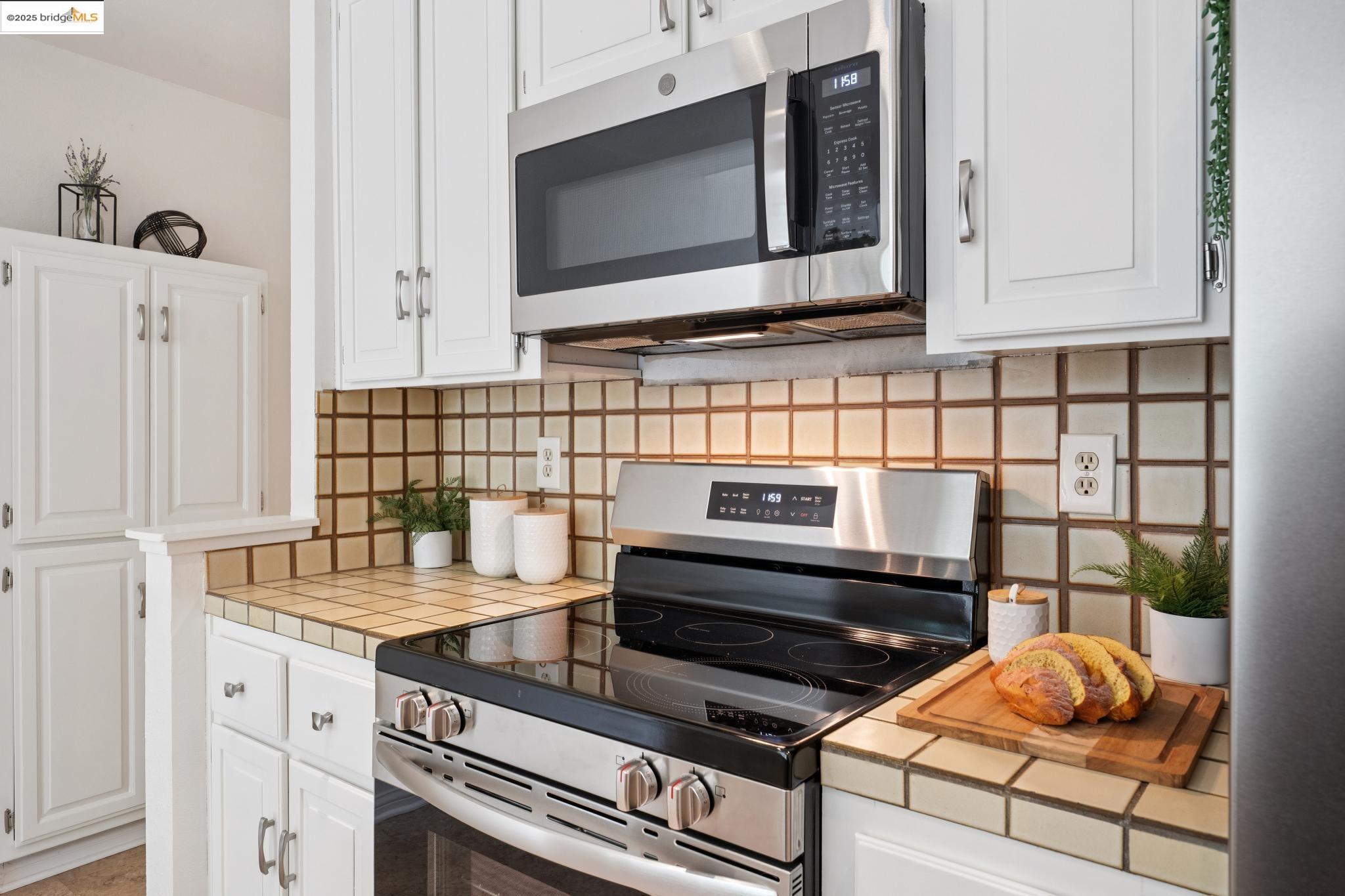 Photo #12: 41111484 Listing: Photo #12