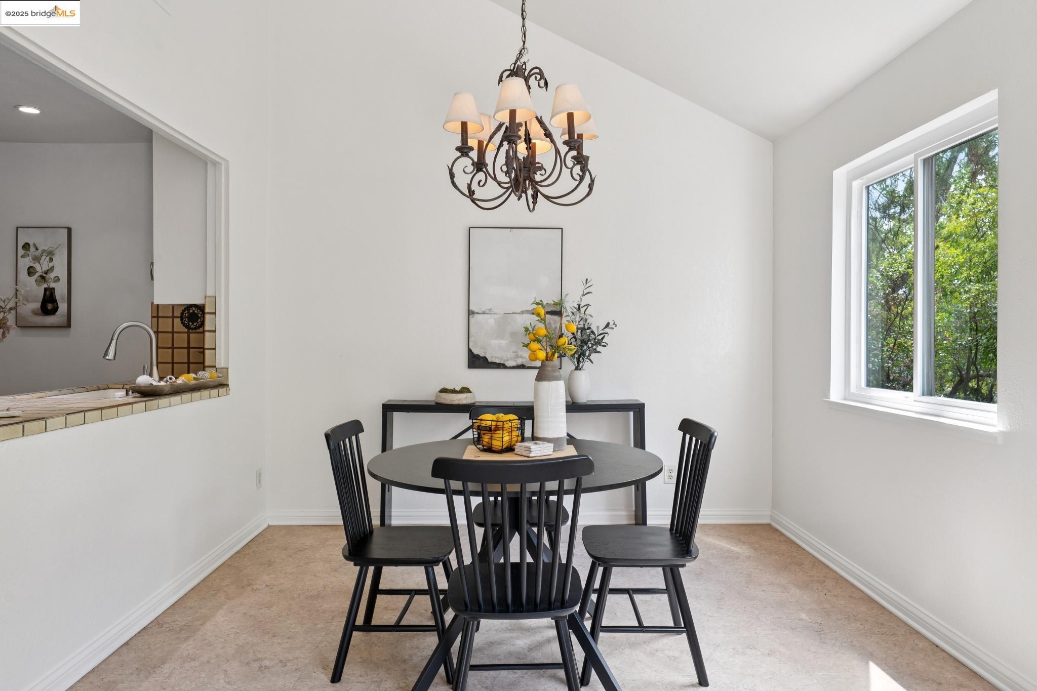 Photo #7: 41111484 Listing: Photo #7