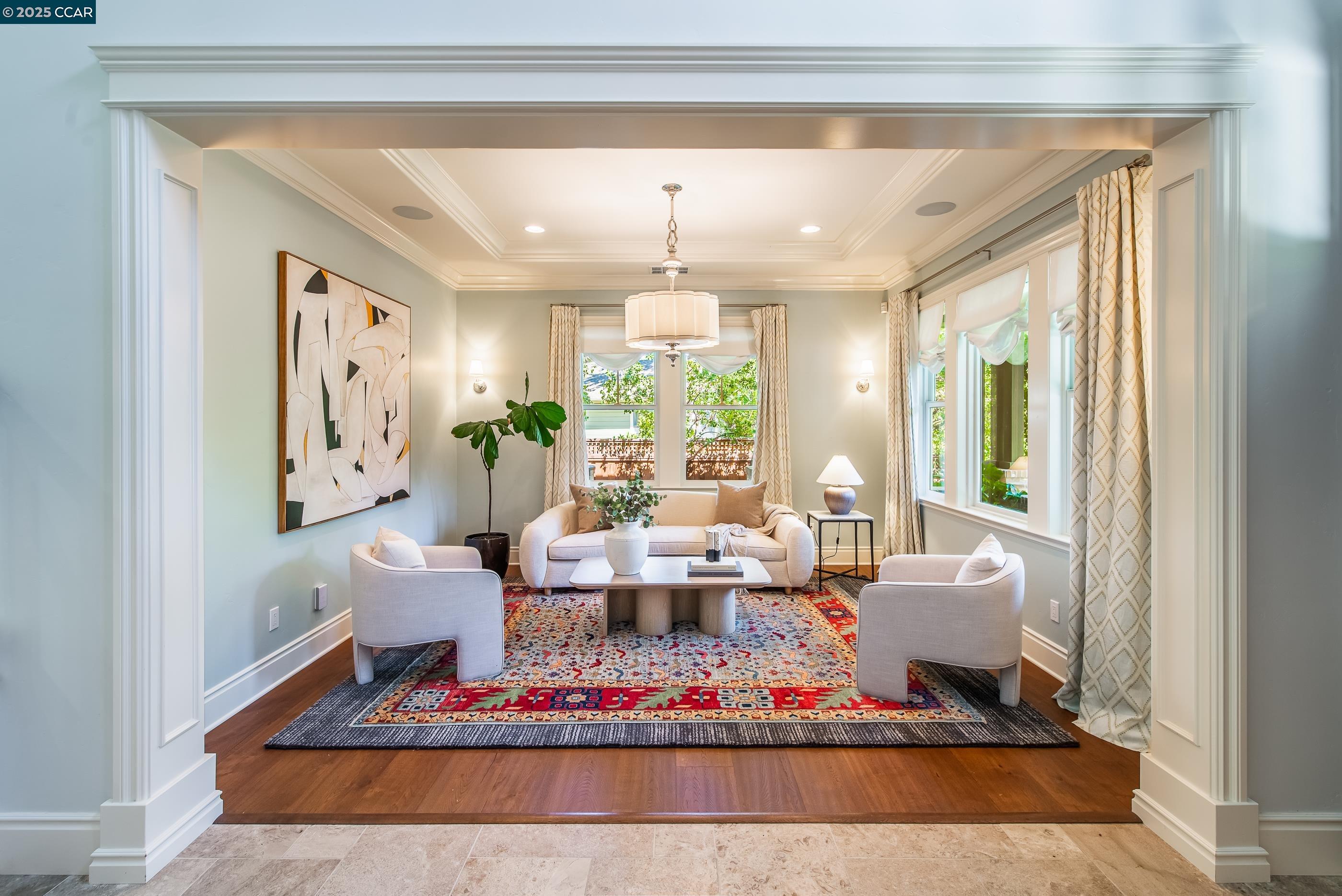 Detail Gallery Image 3 of 53 For 30 Ariey Lane, Lafayette,  CA 94549 - 5 Beds | 4/1 Baths