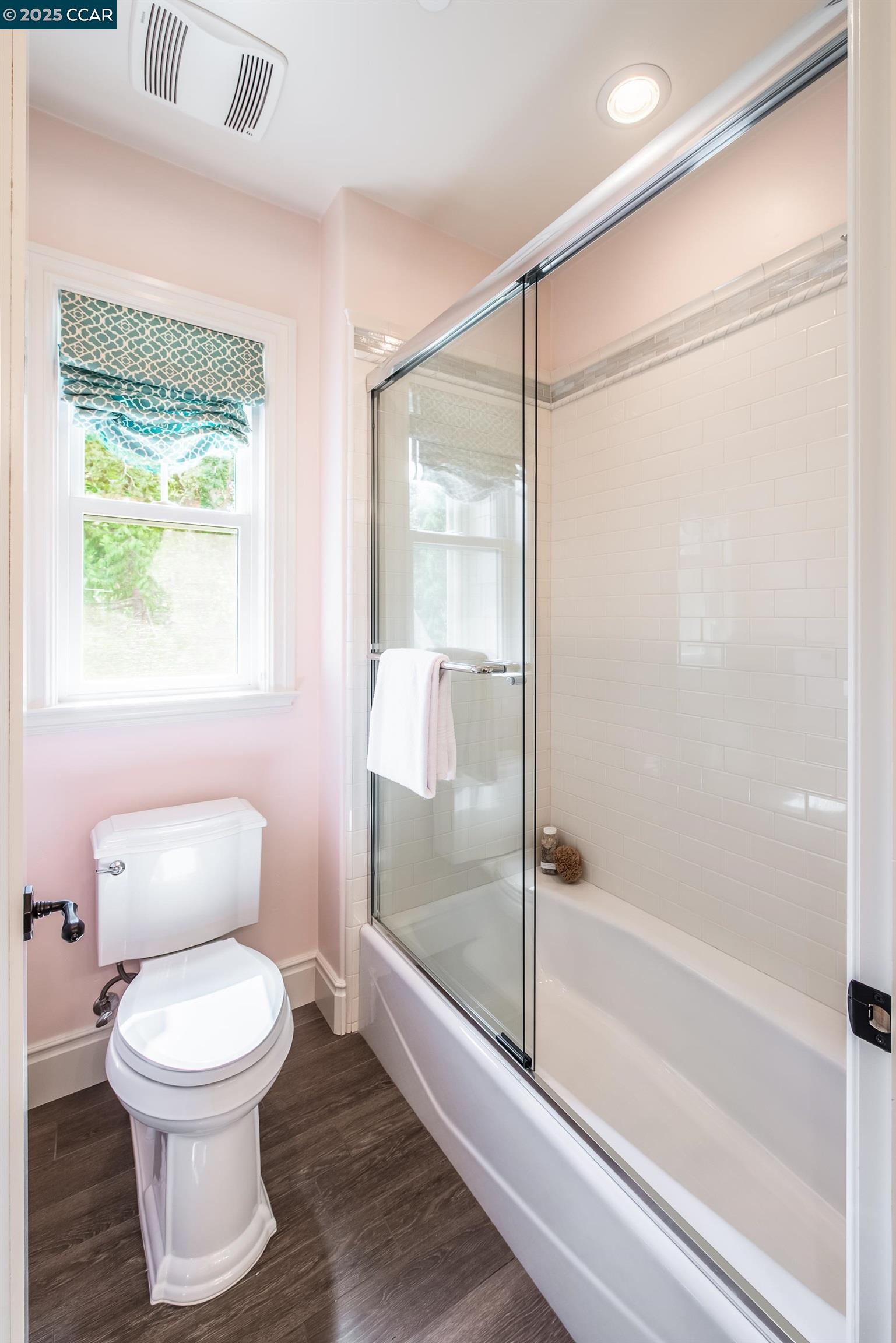 Detail Gallery Image 29 of 53 For 30 Ariey Lane, Lafayette,  CA 94549 - 5 Beds | 4/1 Baths