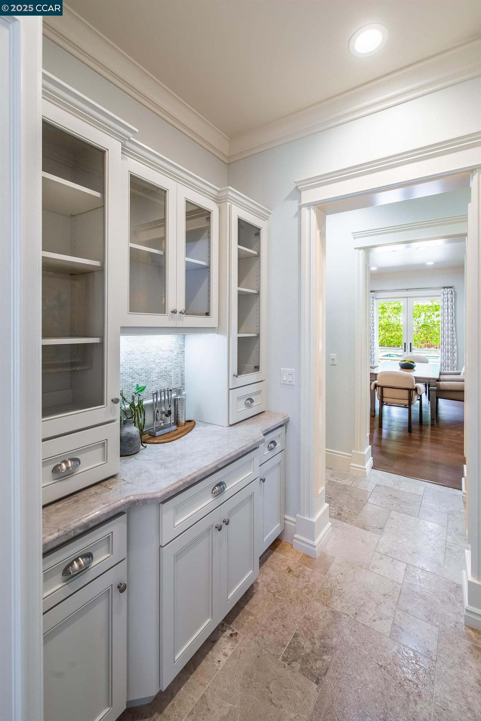 Detail Gallery Image 6 of 53 For 30 Ariey Lane, Lafayette,  CA 94549 - 5 Beds | 4/1 Baths