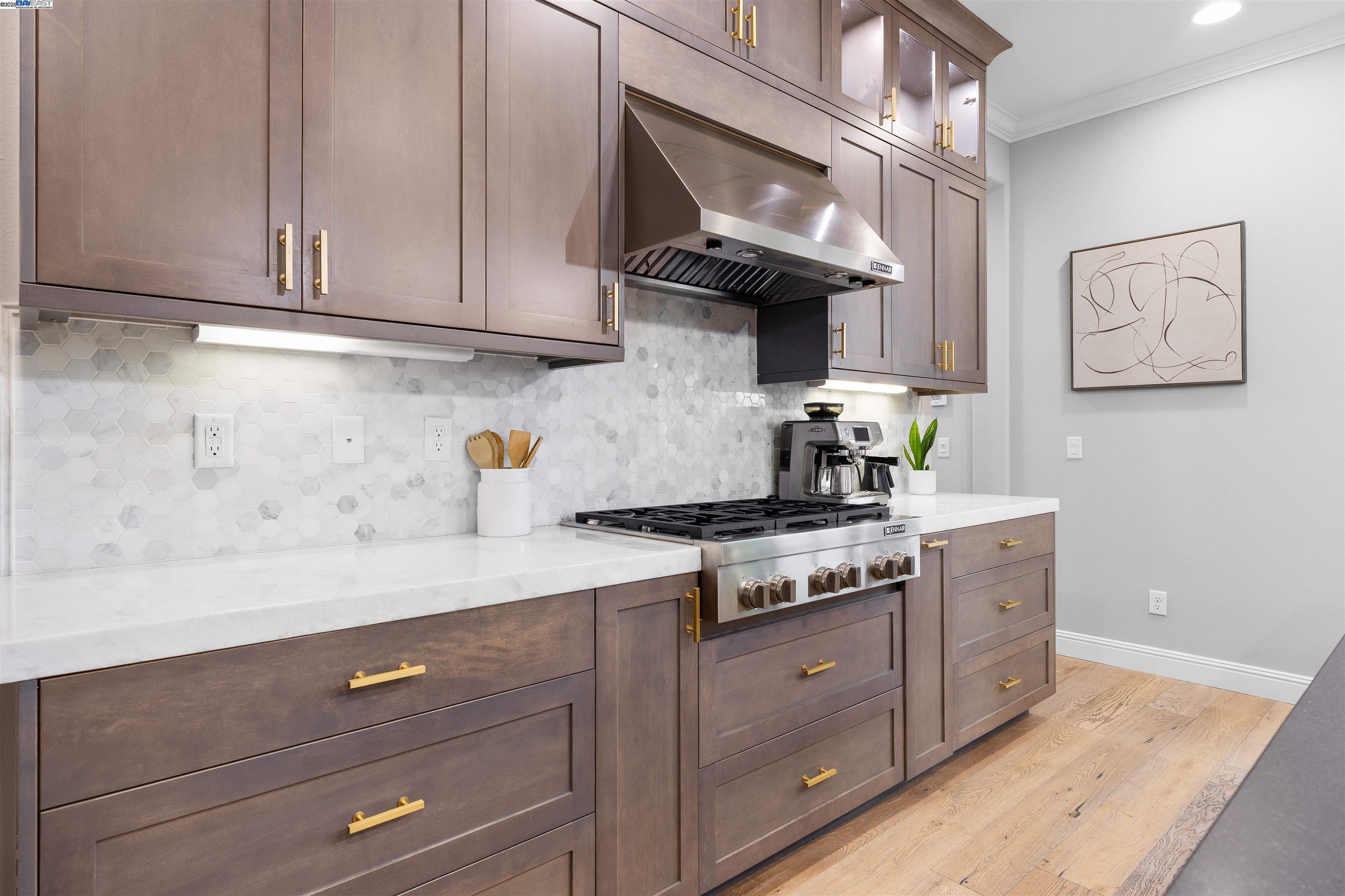 Detail Gallery Image 11 of 60 For 6132 Alpine Blue Dr, San Ramon,  CA 94582-5893 - 4 Beds | 3/1 Baths