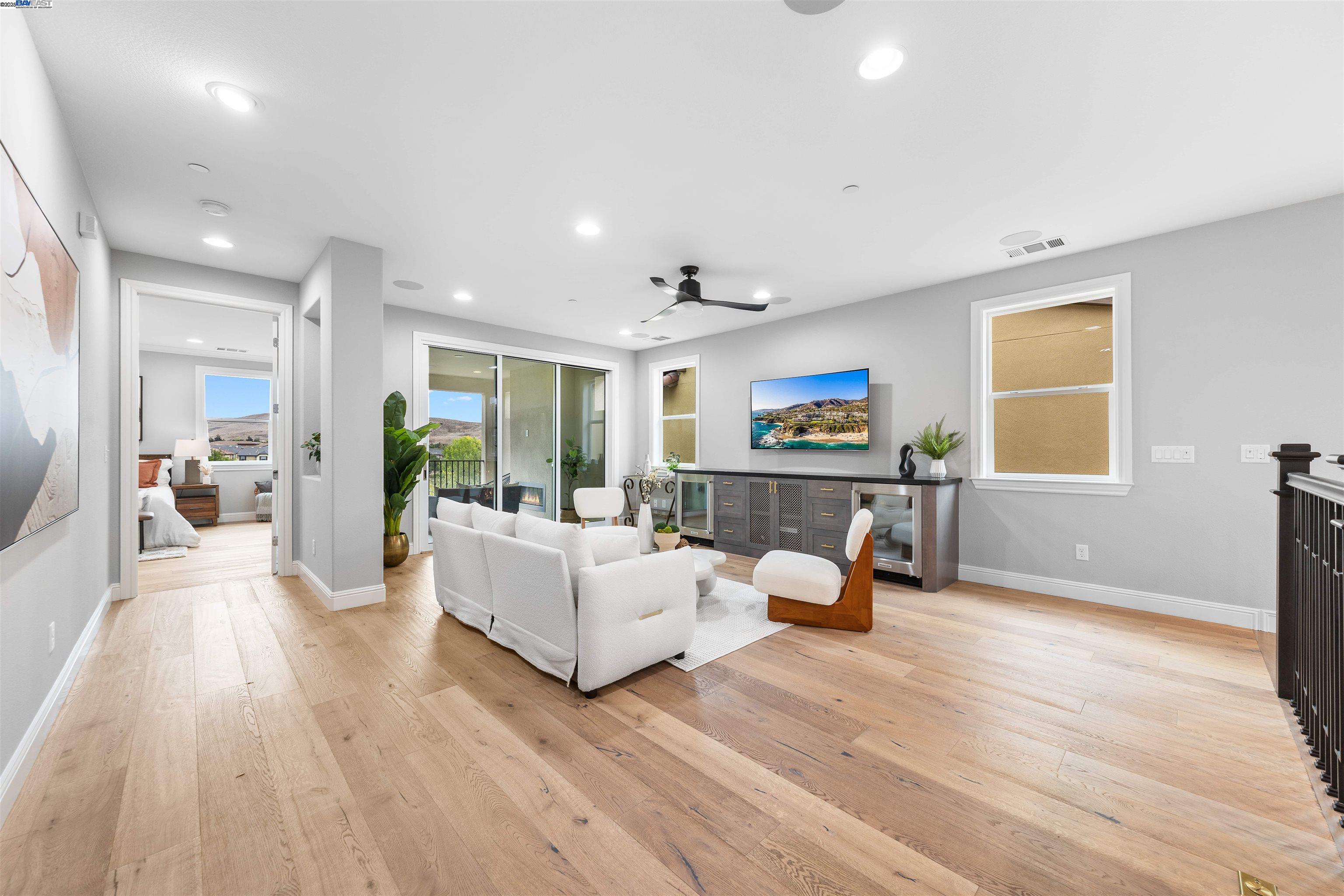 Detail Gallery Image 27 of 60 For 6132 Alpine Blue Dr, San Ramon,  CA 94582-5893 - 4 Beds | 3/1 Baths
