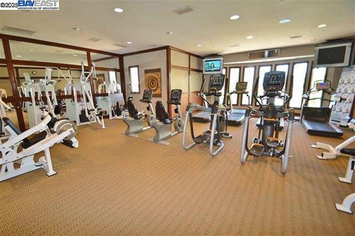 Detail Gallery Image 16 of 17 For 3420 Finnian Way #104,  Dublin,  CA 94568 - 2 Beds | 2/1 Baths