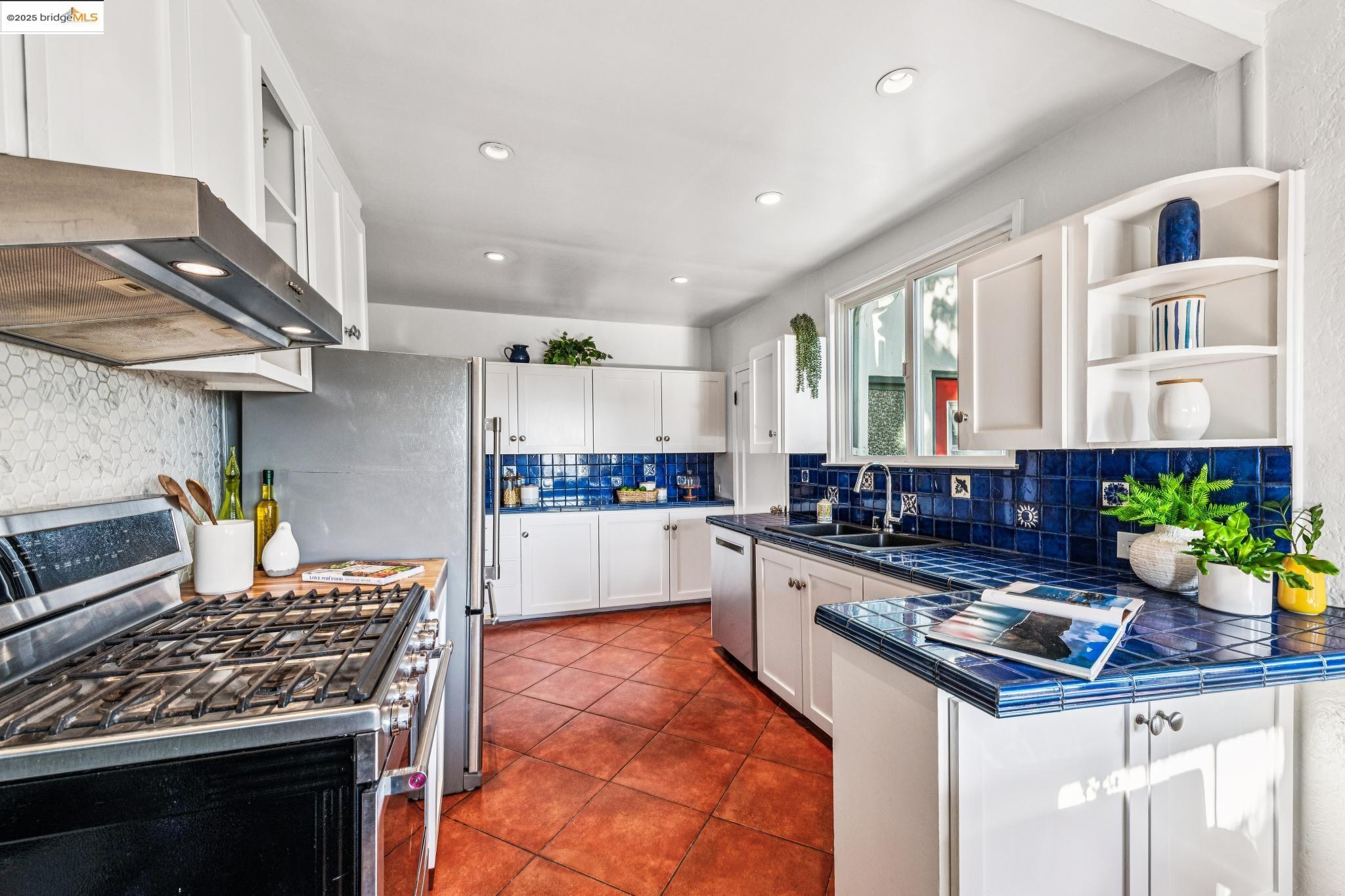 Detail Gallery Image 20 of 49 For 2530 Edwards Ave, El Cerrito,  CA 94530 - 3 Beds | 2 Baths