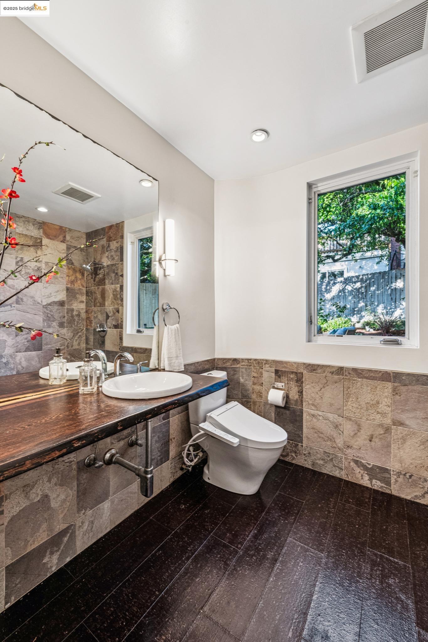 Detail Gallery Image 32 of 49 For 2530 Edwards Ave, El Cerrito,  CA 94530 - 3 Beds | 2 Baths