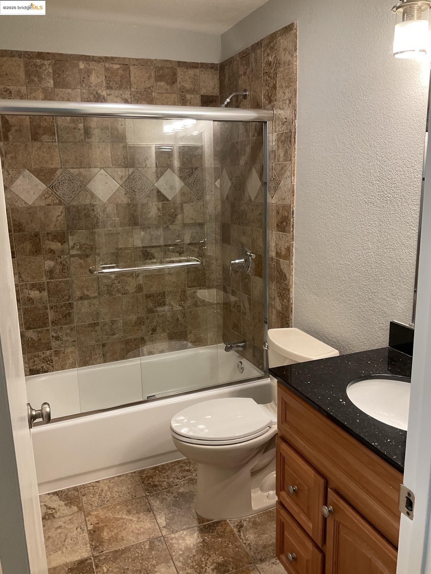 Detail Gallery Image 11 of 11 For 56 Amelia Way, Pittsburg,  CA 94565 - 4 Beds | 2 Baths