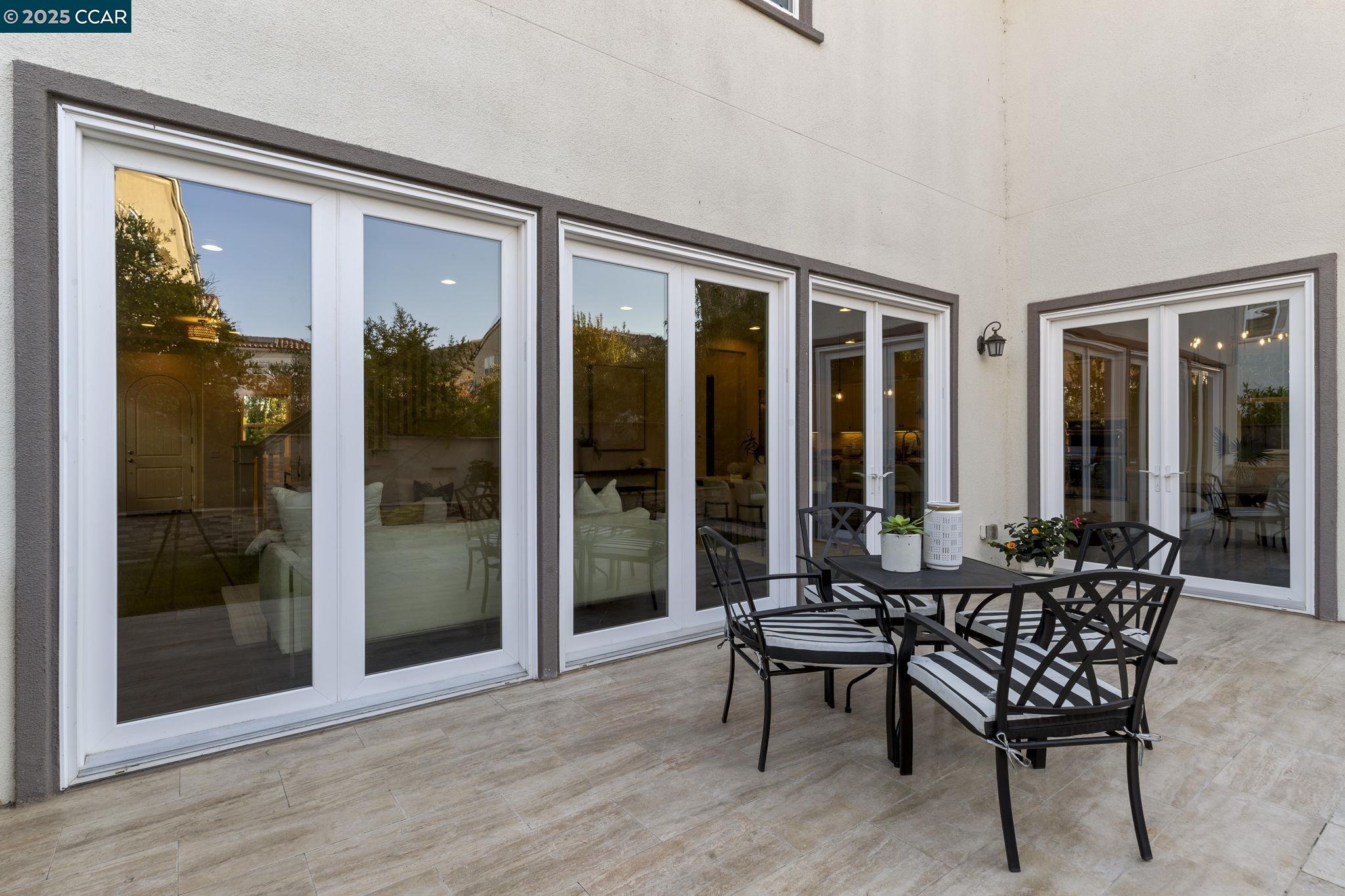 Detail Gallery Image 43 of 44 For 406 Glastonbury Ct, San Ramon,  CA 94582 - 4 Beds | 4/1 Baths