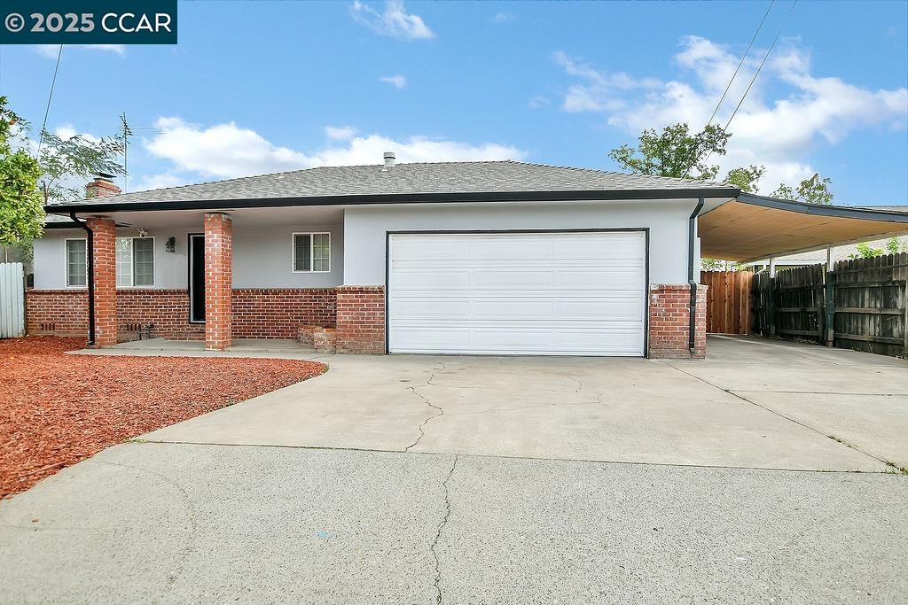 Detail Gallery Image 1 of 31 For 5111 Warwick Ave, Sacramento,  CA 95820 - 3 Beds | 2 Baths