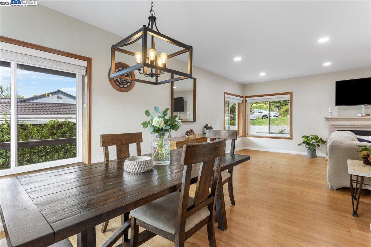 Detail Gallery Image 15 of 58 For 9 Westminster Pl, Lafayette,  CA 94549 - 3 Beds | 2 Baths