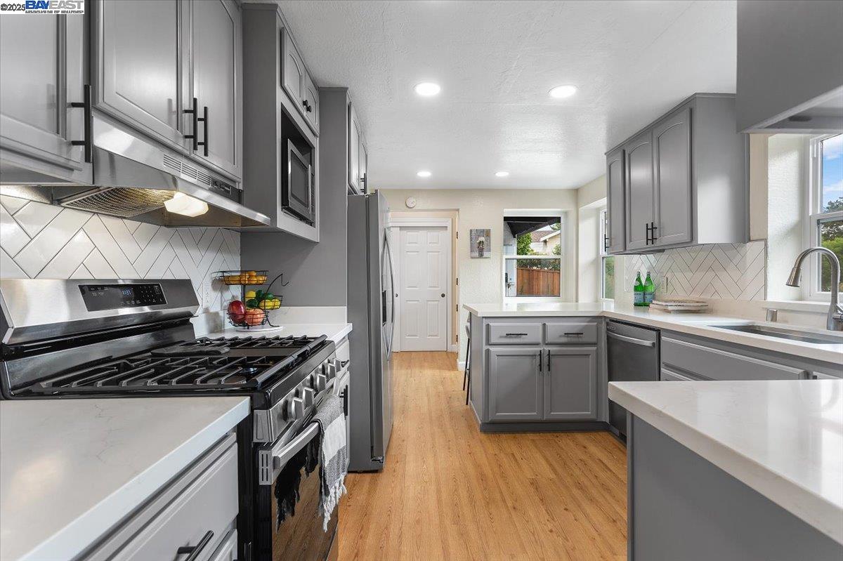 Detail Gallery Image 19 of 58 For 9 Westminster Pl, Lafayette,  CA 94549 - 3 Beds | 2 Baths
