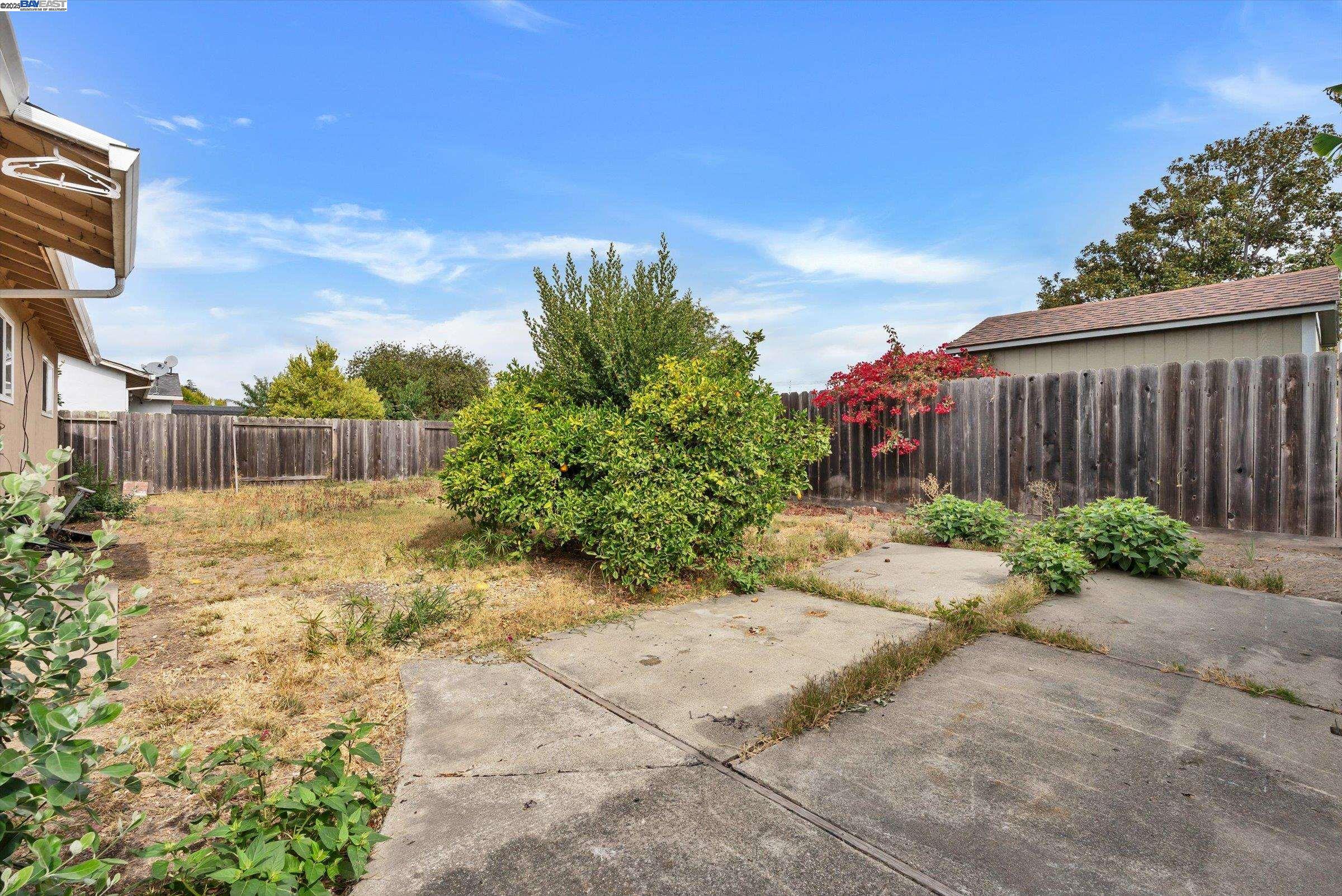Detail Gallery Image 20 of 24 For 35926 Newark Blvd, Newark,  CA 94560 - 3 Beds | 2 Baths