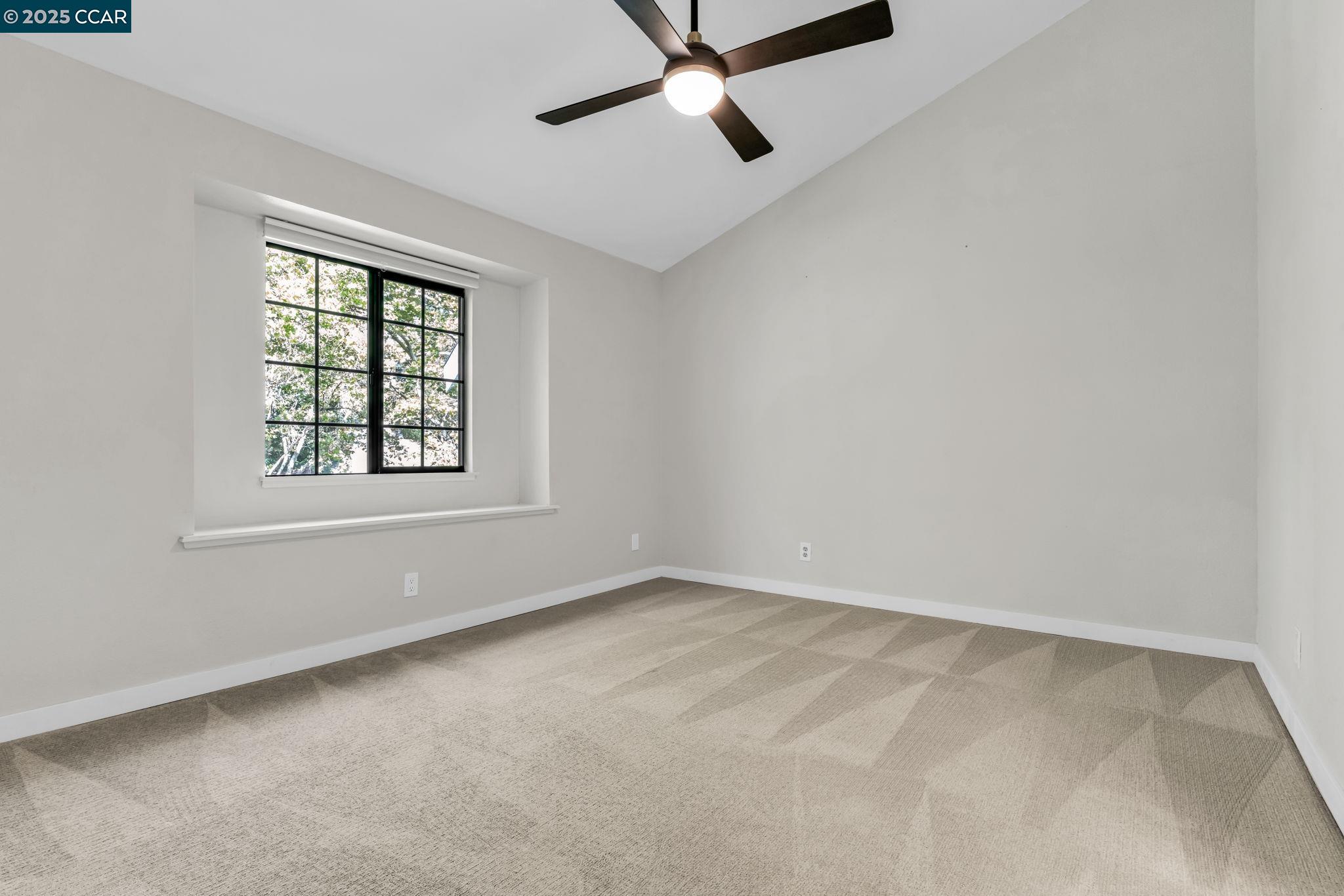 Detail Gallery Image 21 of 32 For 236 Canyon Woods Way #B,  San Ramon,  CA 94582 - 2 Beds | 2 Baths