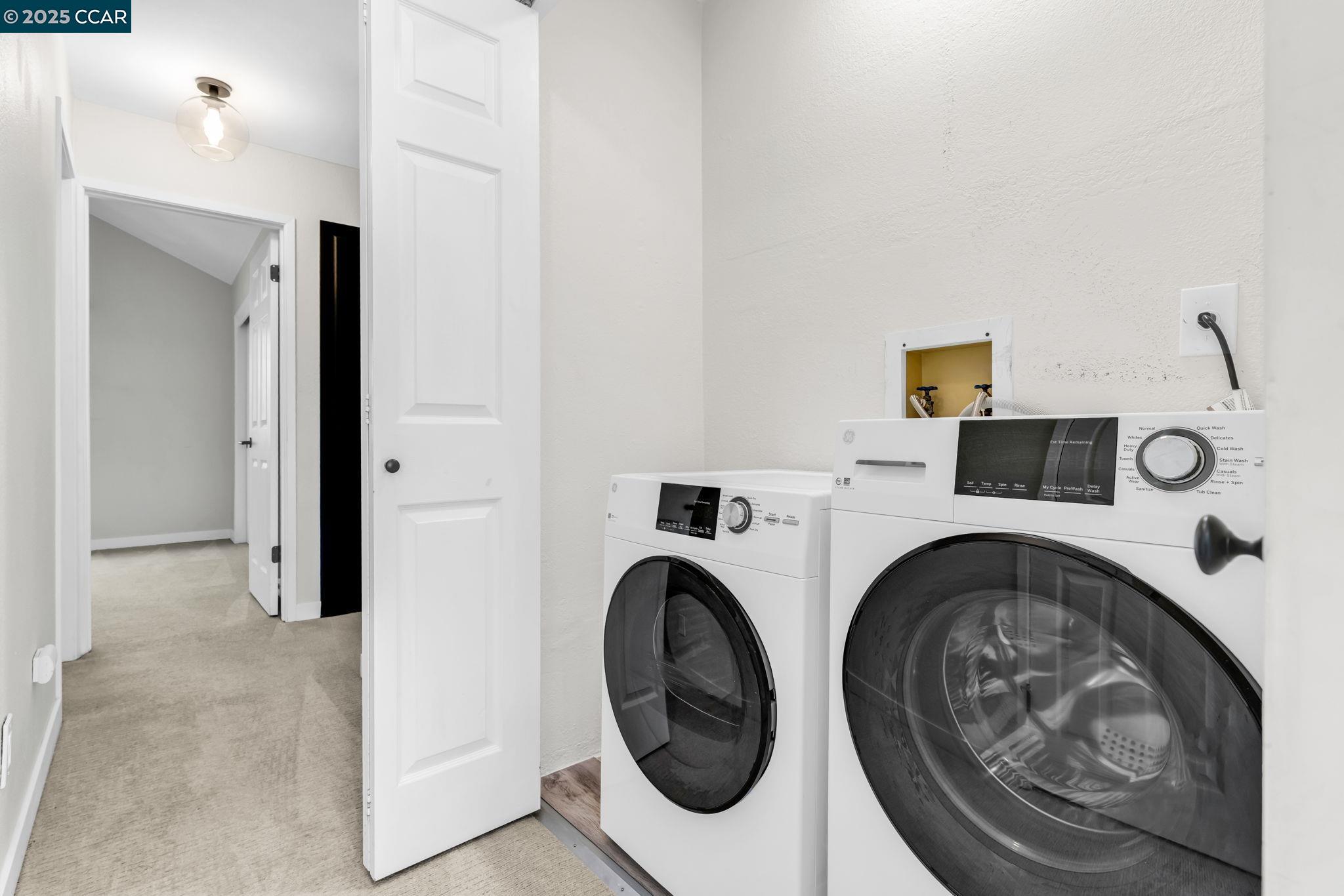 Detail Gallery Image 9 of 15 For 236 Canyon Woods Way #B,  San Ramon,  CA 94582 - 2 Beds | 2 Baths