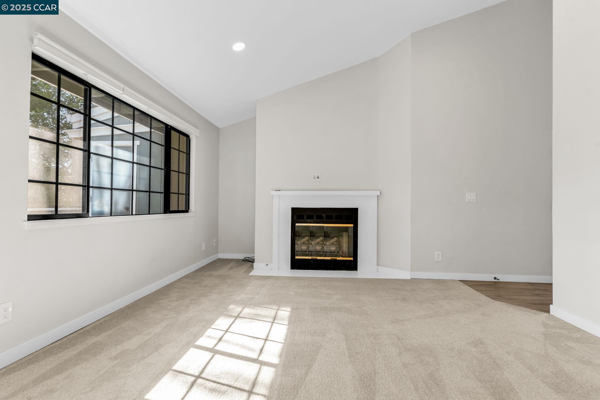 Detail Gallery Image 10 of 32 For 236 Canyon Woods Way #B,  San Ramon,  CA 94582 - 2 Beds | 2 Baths