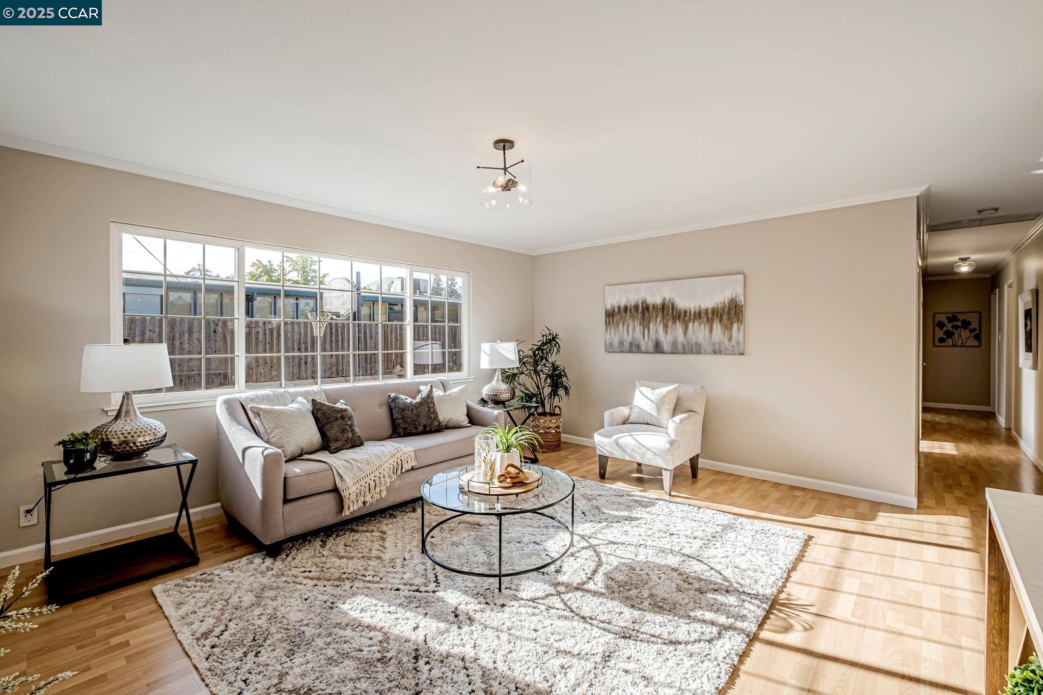 Detail Gallery Image 12 of 38 For 1498 Delaware Dr, Concord,  CA 94521 - 4 Beds | 2 Baths