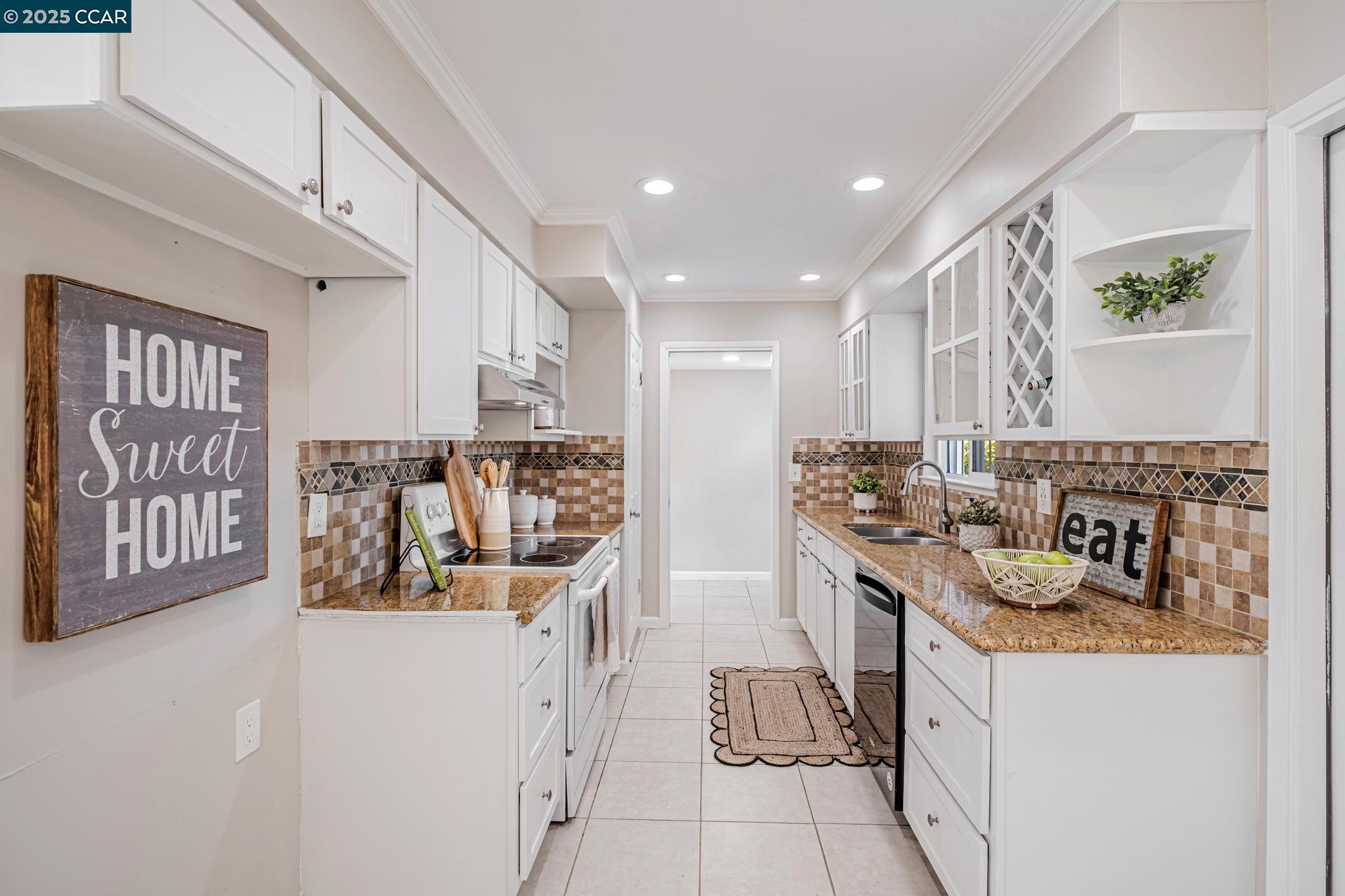 Detail Gallery Image 18 of 38 For 1498 Delaware Dr, Concord,  CA 94521 - 4 Beds | 2 Baths