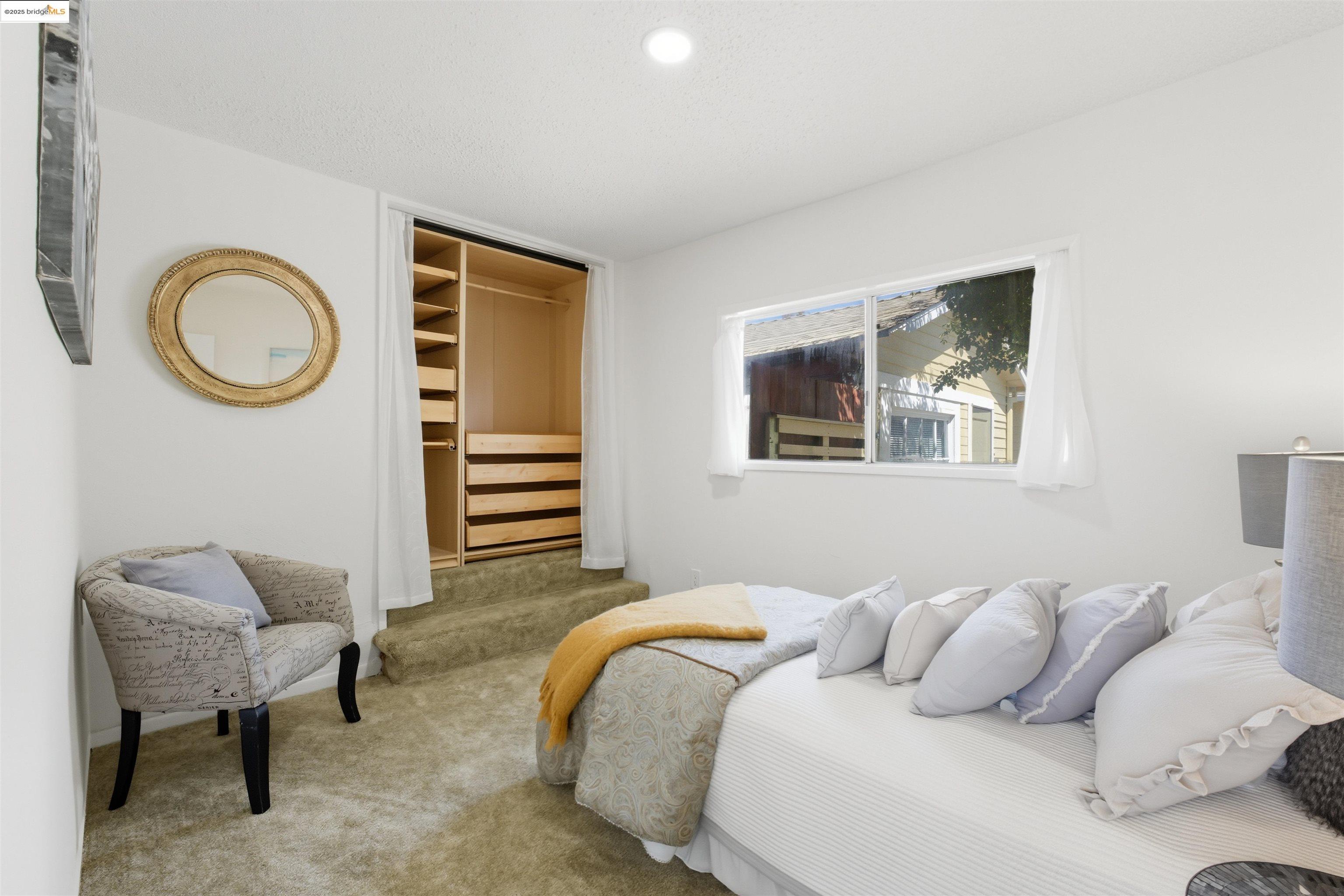 Detail Gallery Image 29 of 46 For 2721 Oliver Ave, Oakland,  CA 94605 - 3 Beds | 2 Baths