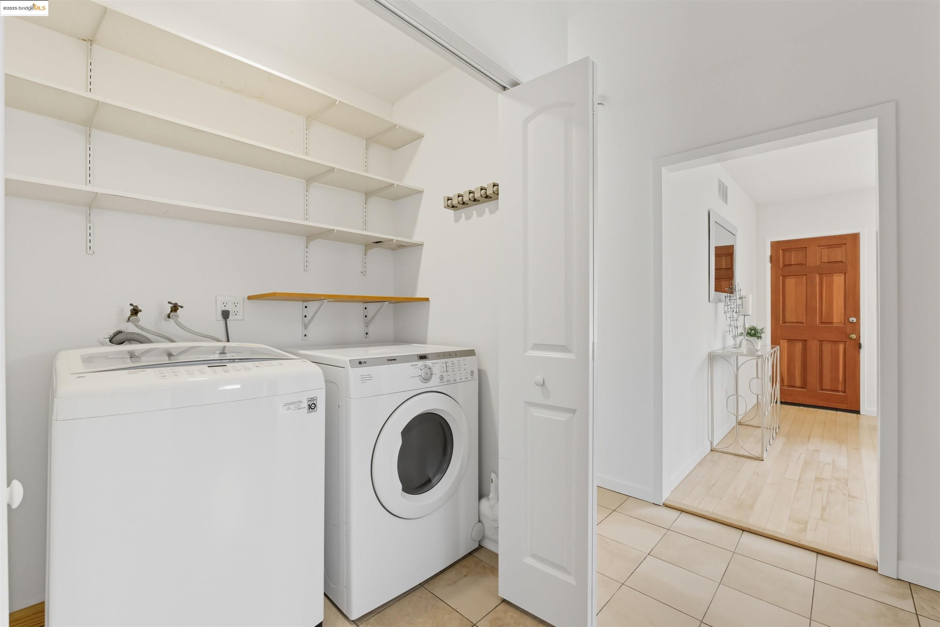 Detail Gallery Image 33 of 46 For 2721 Oliver Ave, Oakland,  CA 94605 - 3 Beds | 2 Baths