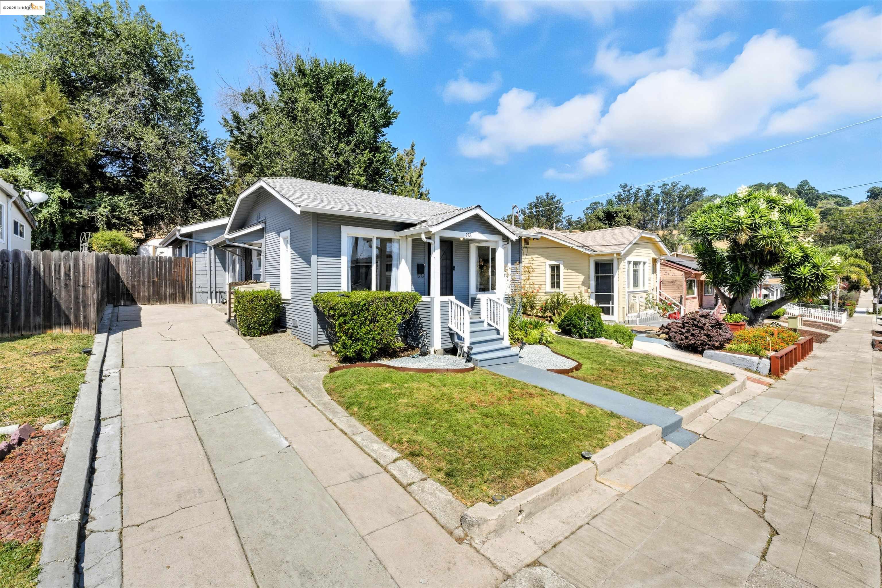 Detail Gallery Image 42 of 46 For 2721 Oliver Ave, Oakland,  CA 94605 - 3 Beds | 2 Baths