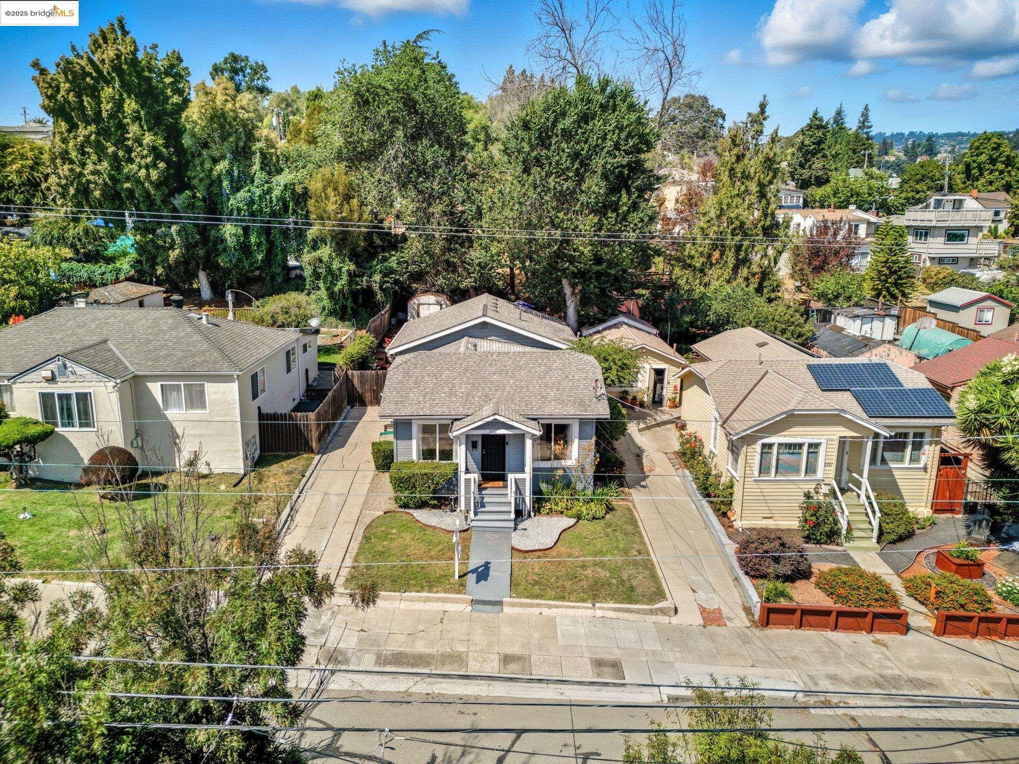 Detail Gallery Image 43 of 46 For 2721 Oliver Ave, Oakland,  CA 94605 - 3 Beds | 2 Baths