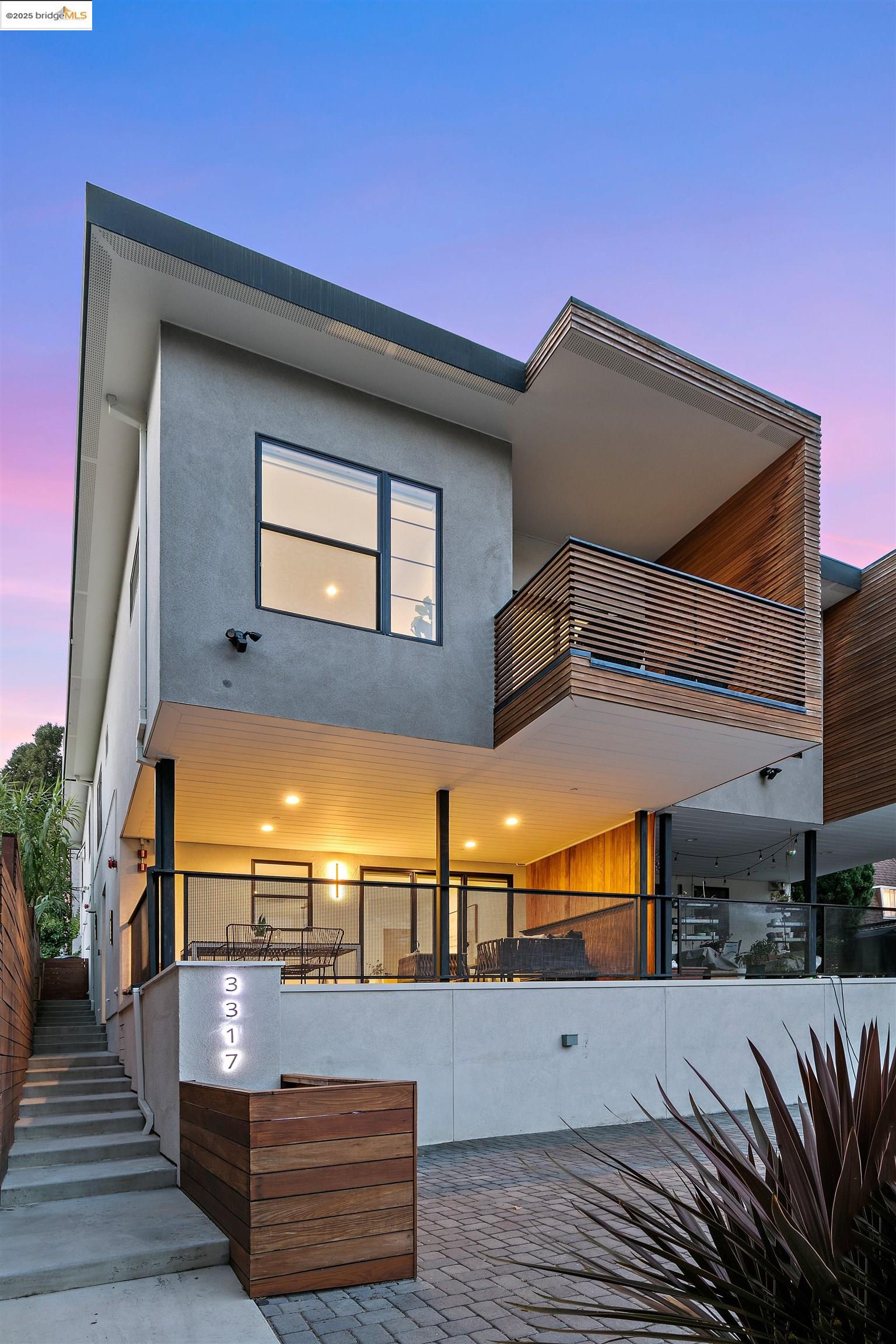 Photo #2: 41111514 Listing 