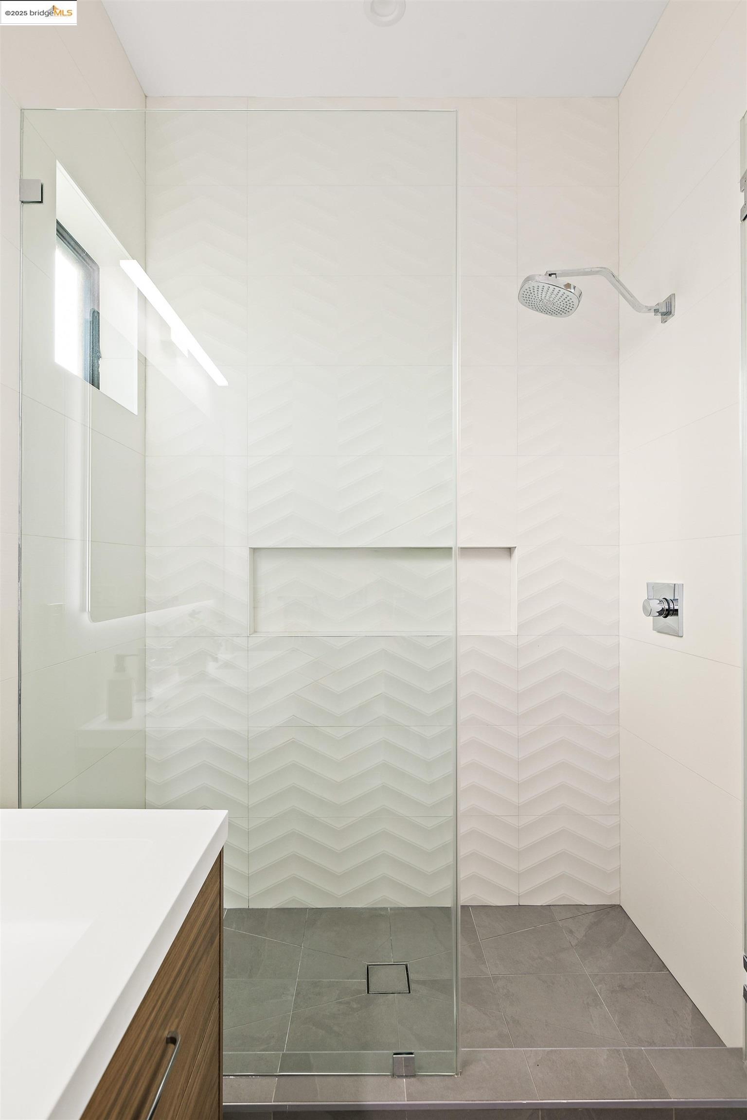 Photo #19: 41111514 Listing: Photo #19