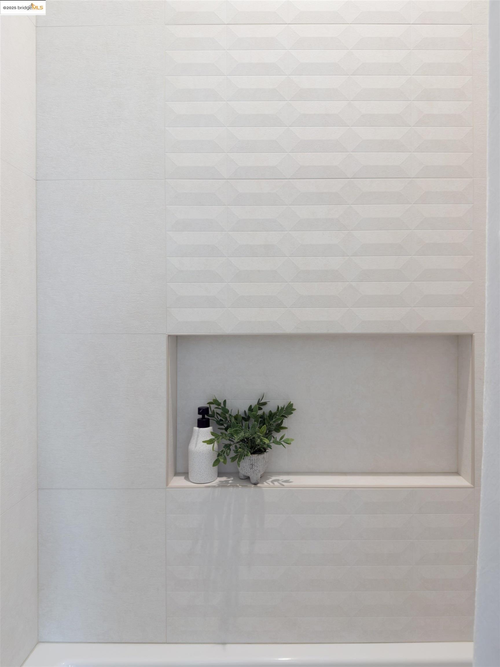Photo #24: 41111514 Listing: Photo #24