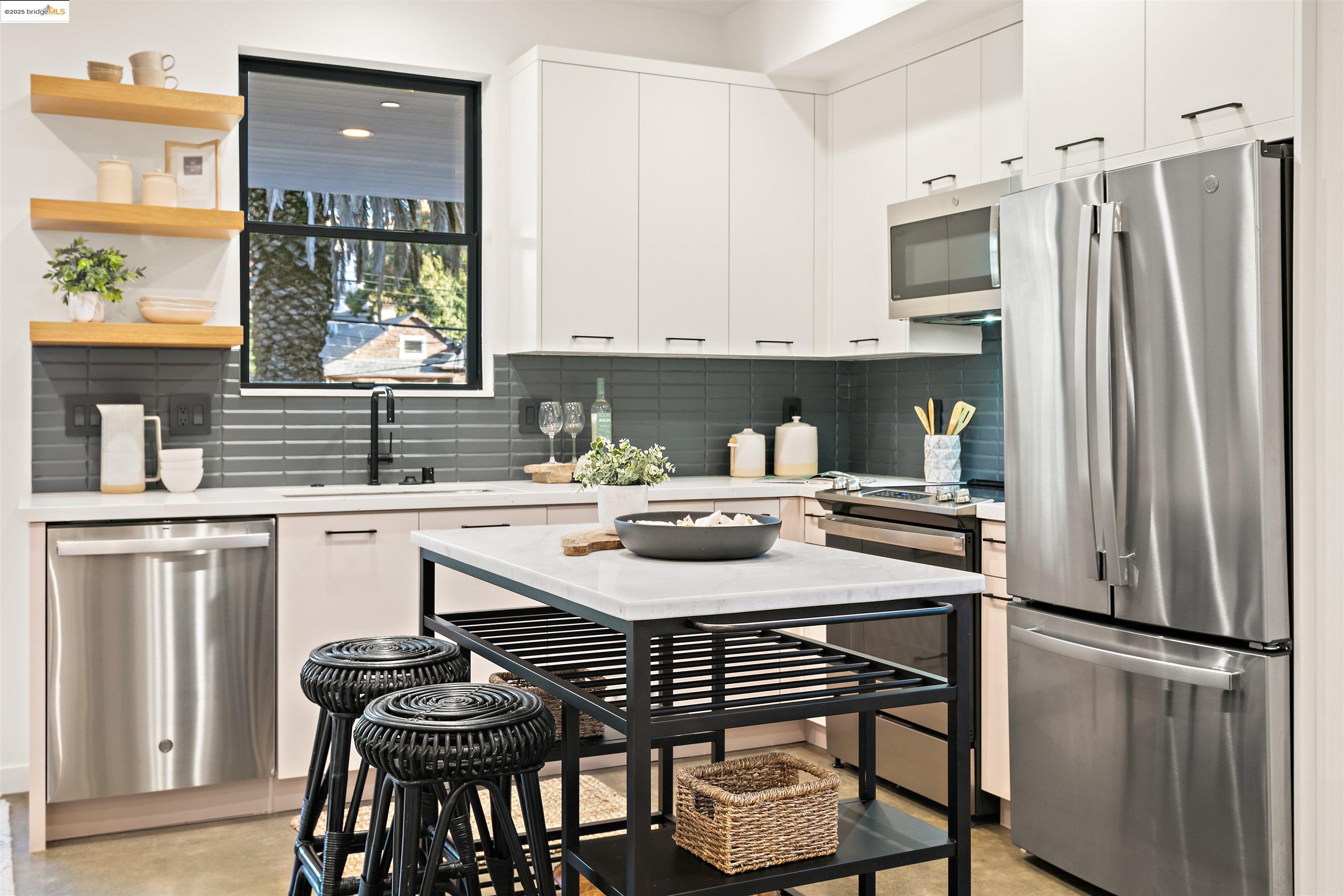 Photo #8: 41111514 Listing: Photo #8