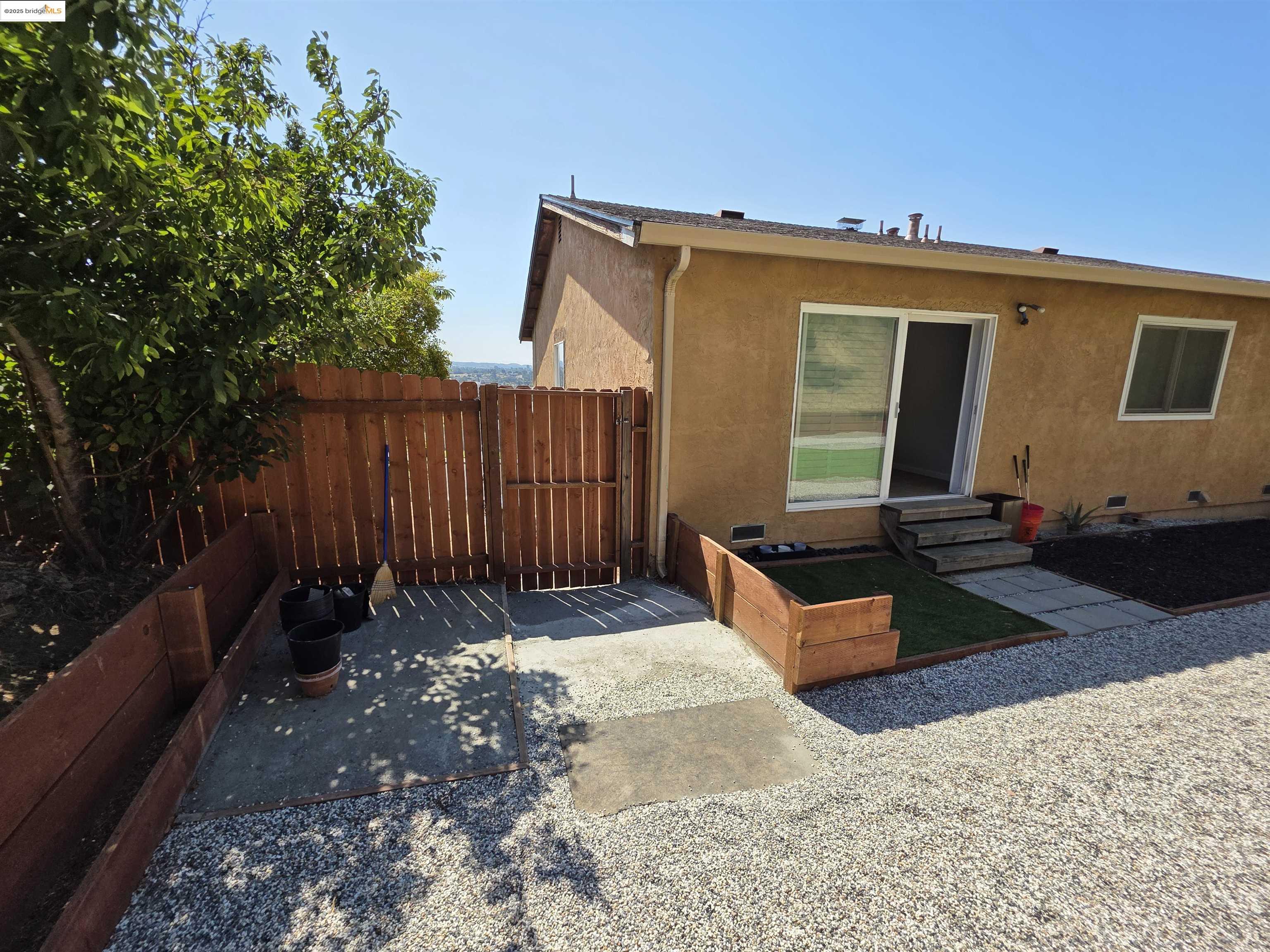 Detail Gallery Image 31 of 47 For 136 Evergreen Way, Vallejo,  CA 94591 - 3 Beds | 3 Baths
