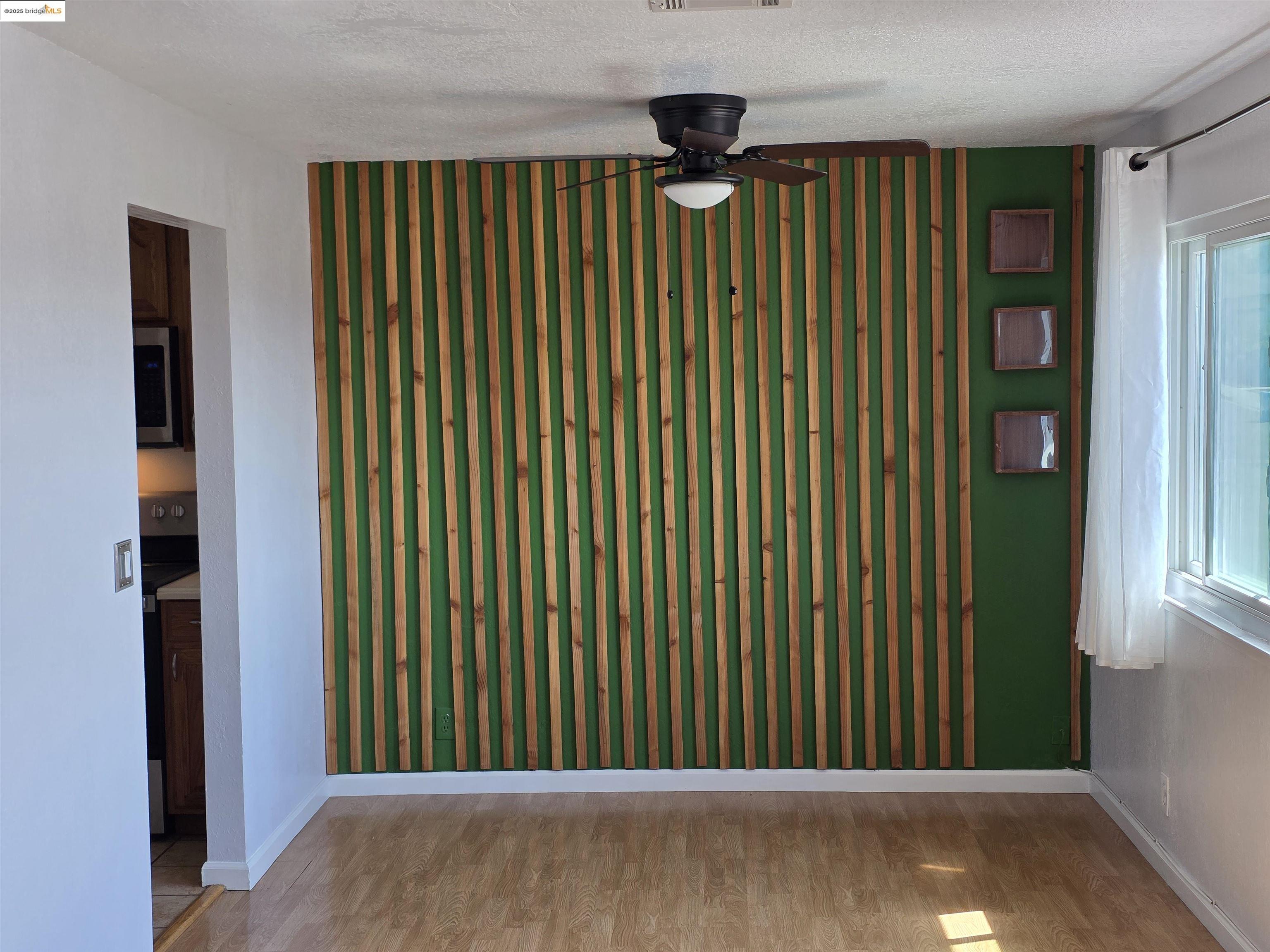 Detail Gallery Image 7 of 47 For 136 Evergreen Way, Vallejo,  CA 94591 - 3 Beds | 3 Baths