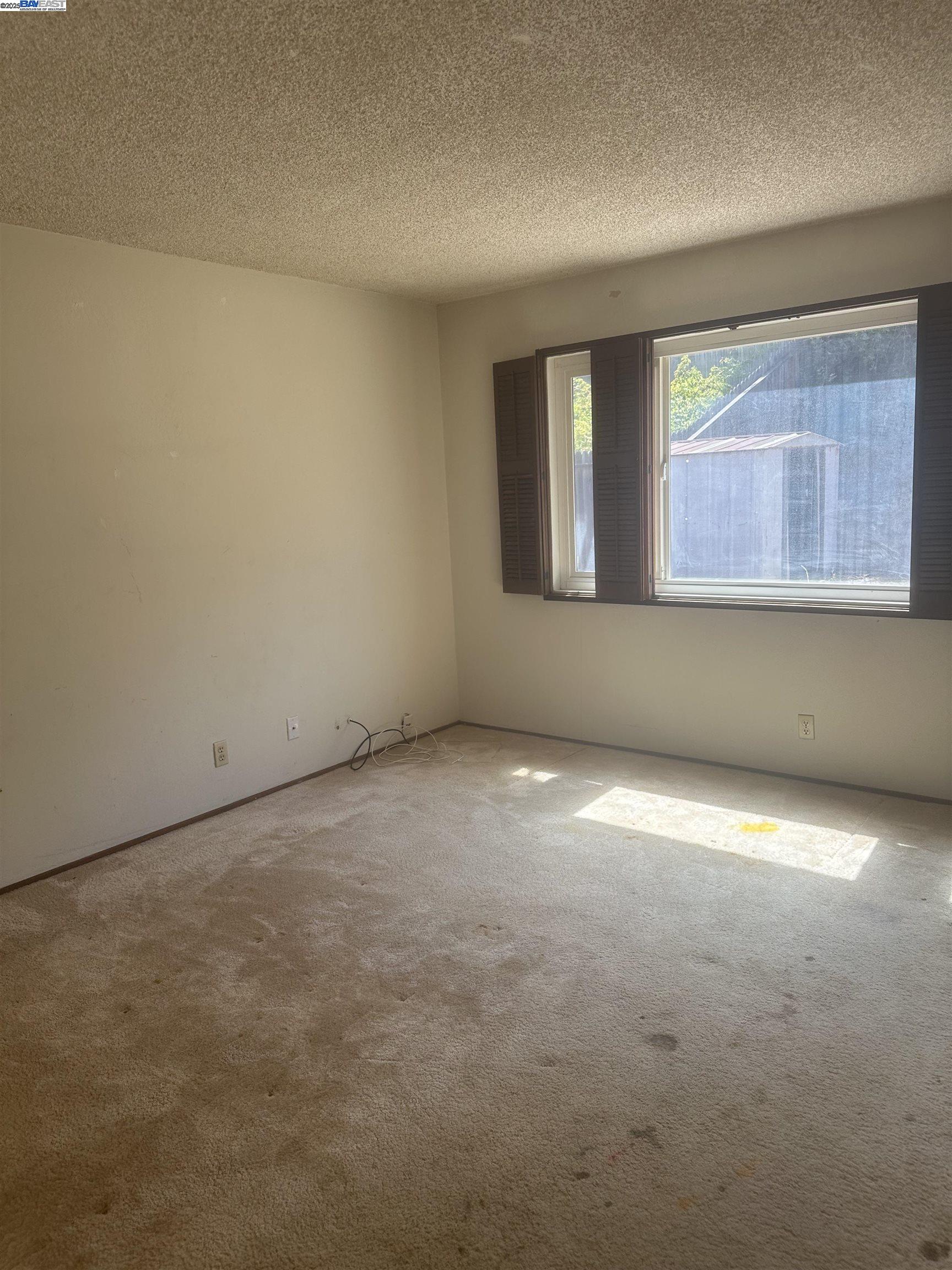 Detail Gallery Image 13 of 22 For 212 Panorama Dr, Benicia,  CA 94510 - 4 Beds | 2 Baths