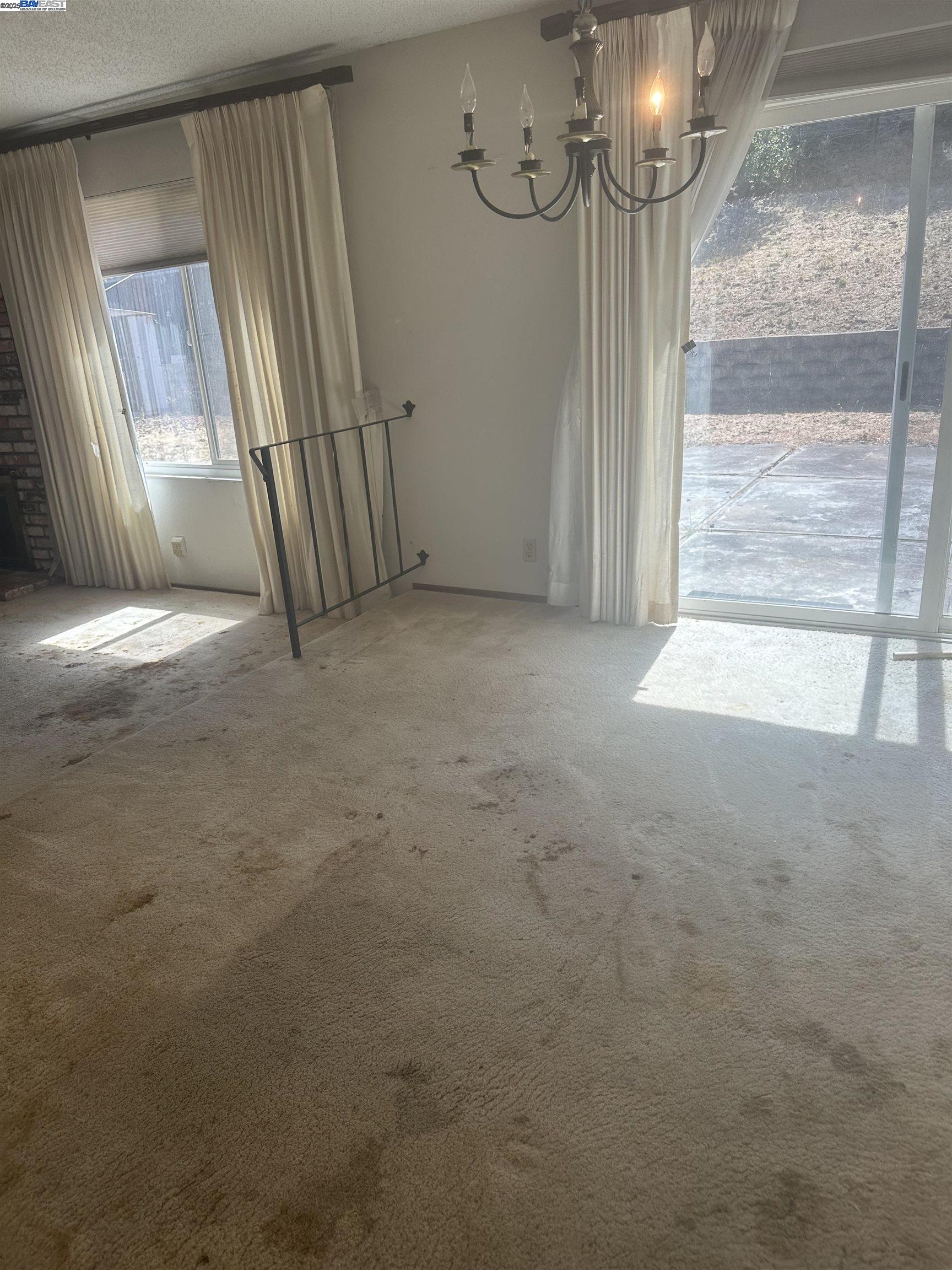 Detail Gallery Image 6 of 22 For 212 Panorama Dr, Benicia,  CA 94510 - 4 Beds | 2 Baths