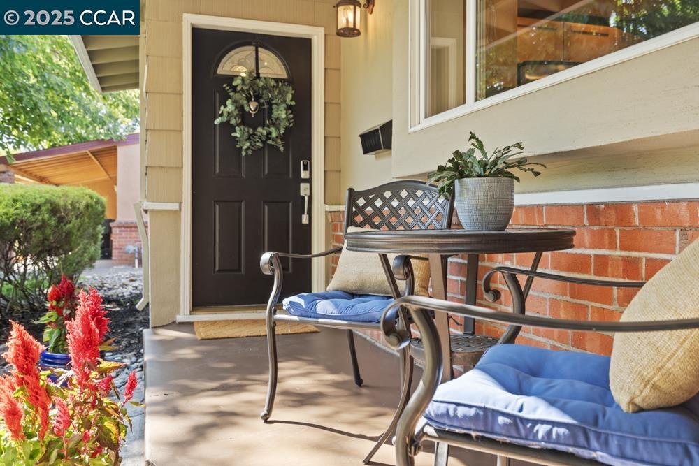 Detail Gallery Image 6 of 53 For 72 Kathryn Dr, Pleasant Hill,  CA 94523 - 3 Beds | 1 Baths
