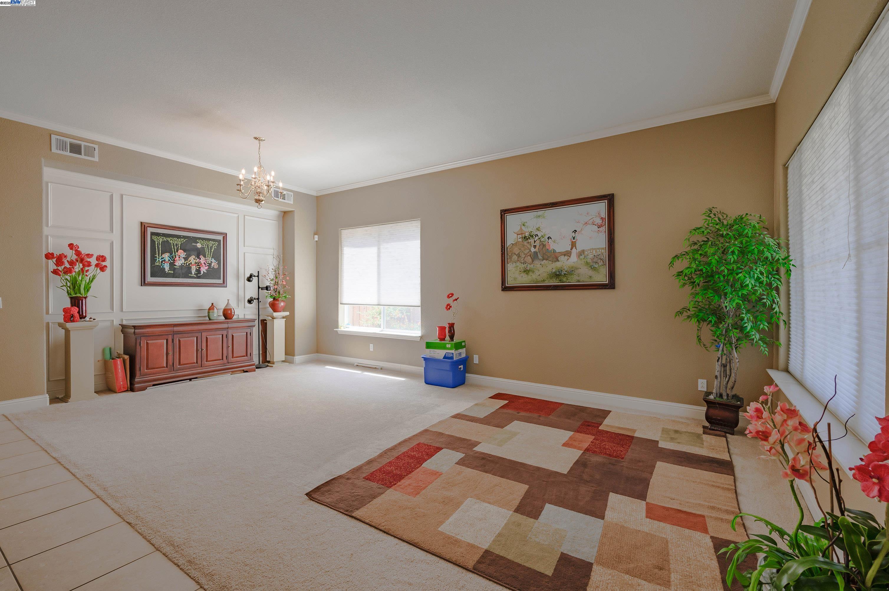 Detail Gallery Image 3 of 20 For 5481 Aspen St, Dublin,  CA 94568 - 5 Beds | 4 Baths