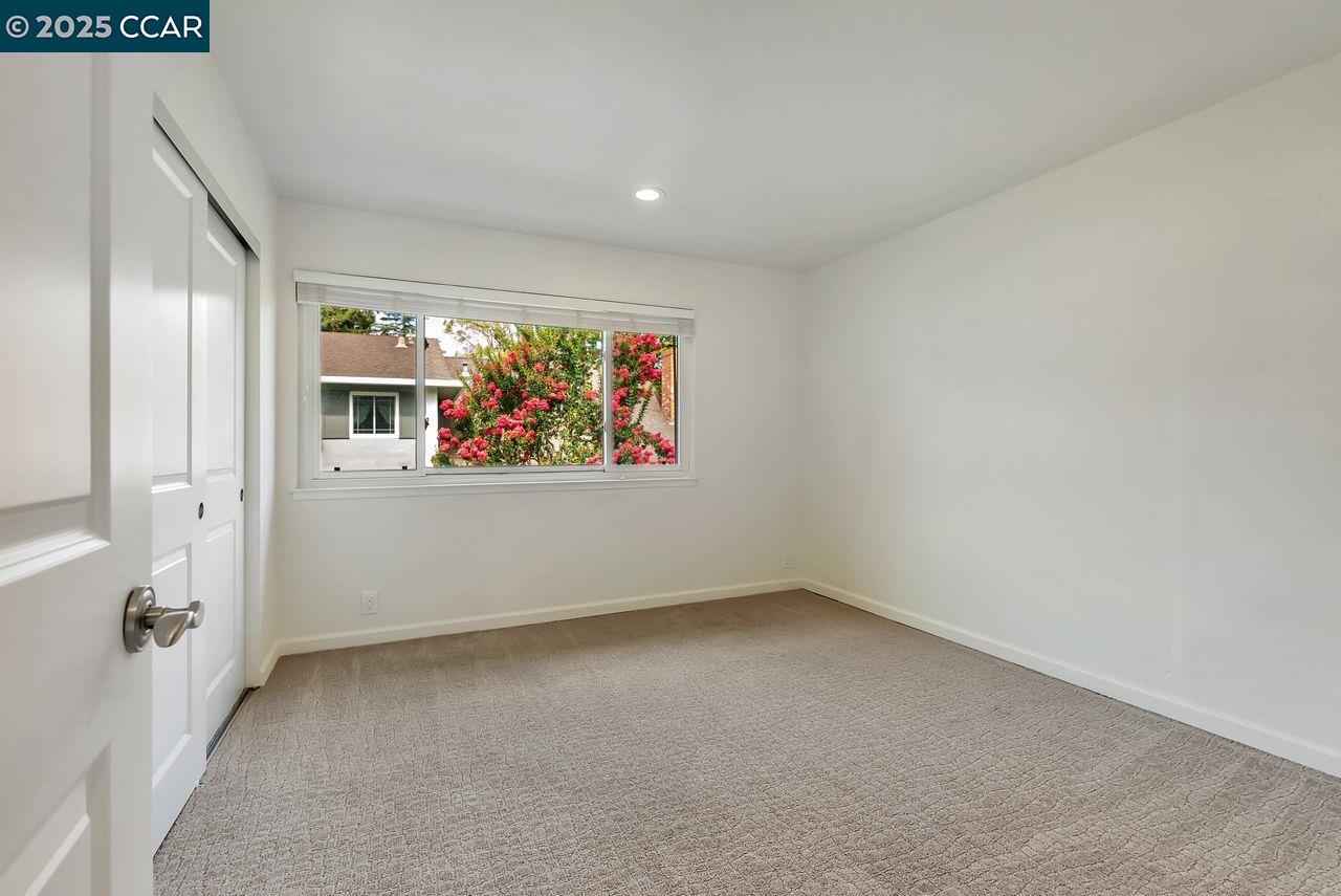 Photo #22: 41111528 Listing: Photo #22