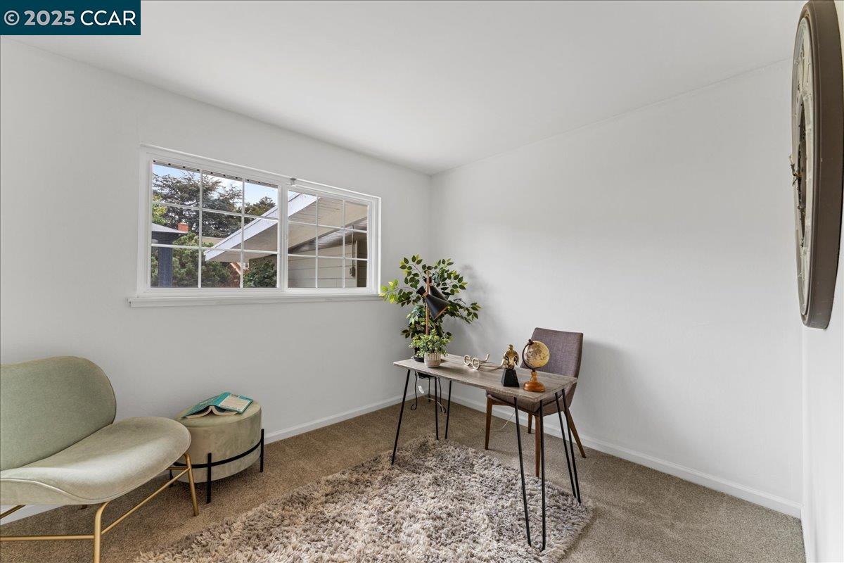 Detail Gallery Image 25 of 41 For 375 Summit Dr, Pinole,  CA 94564 - 3 Beds | 2 Baths