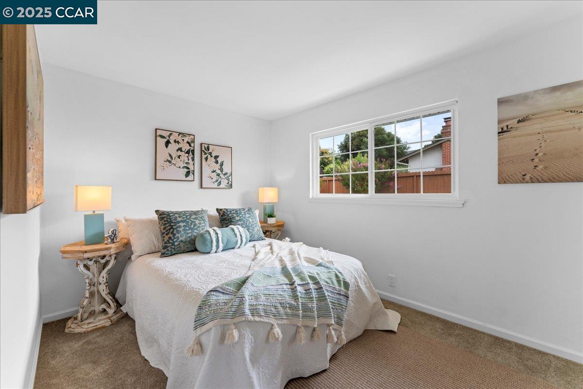 Detail Gallery Image 27 of 41 For 375 Summit Dr, Pinole,  CA 94564 - 3 Beds | 2 Baths