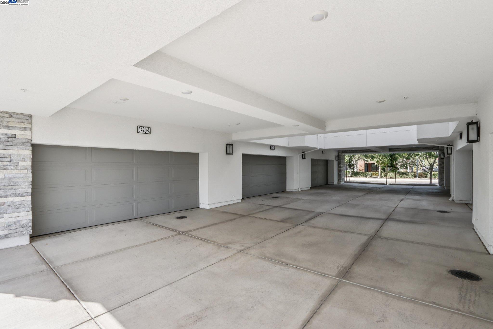 Photo #35: 41111535 Listing: Photo #35